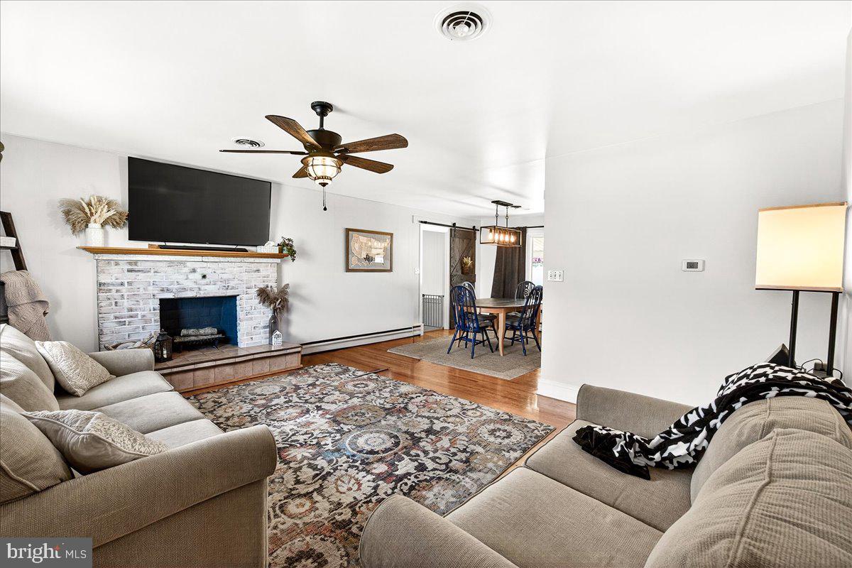 COLONIAL PARK - Residential