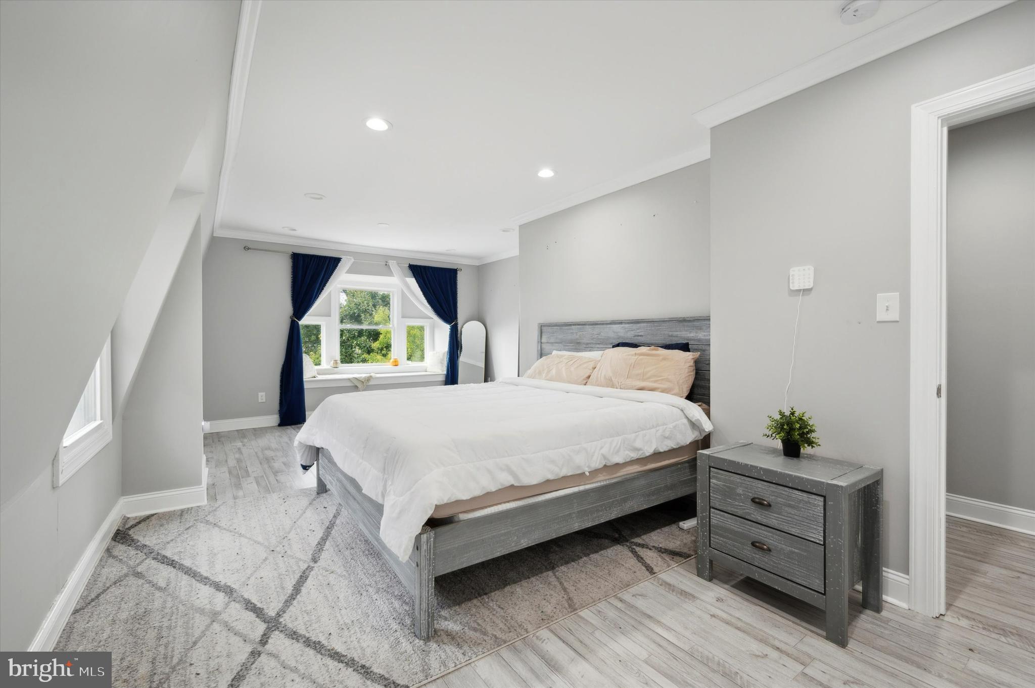 GERMANTOWN - Residential