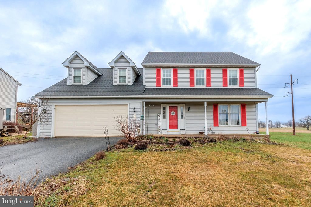 Photo of 231 Aspen Street, New Holland, PA 17557 (MLS # PALA2047566)