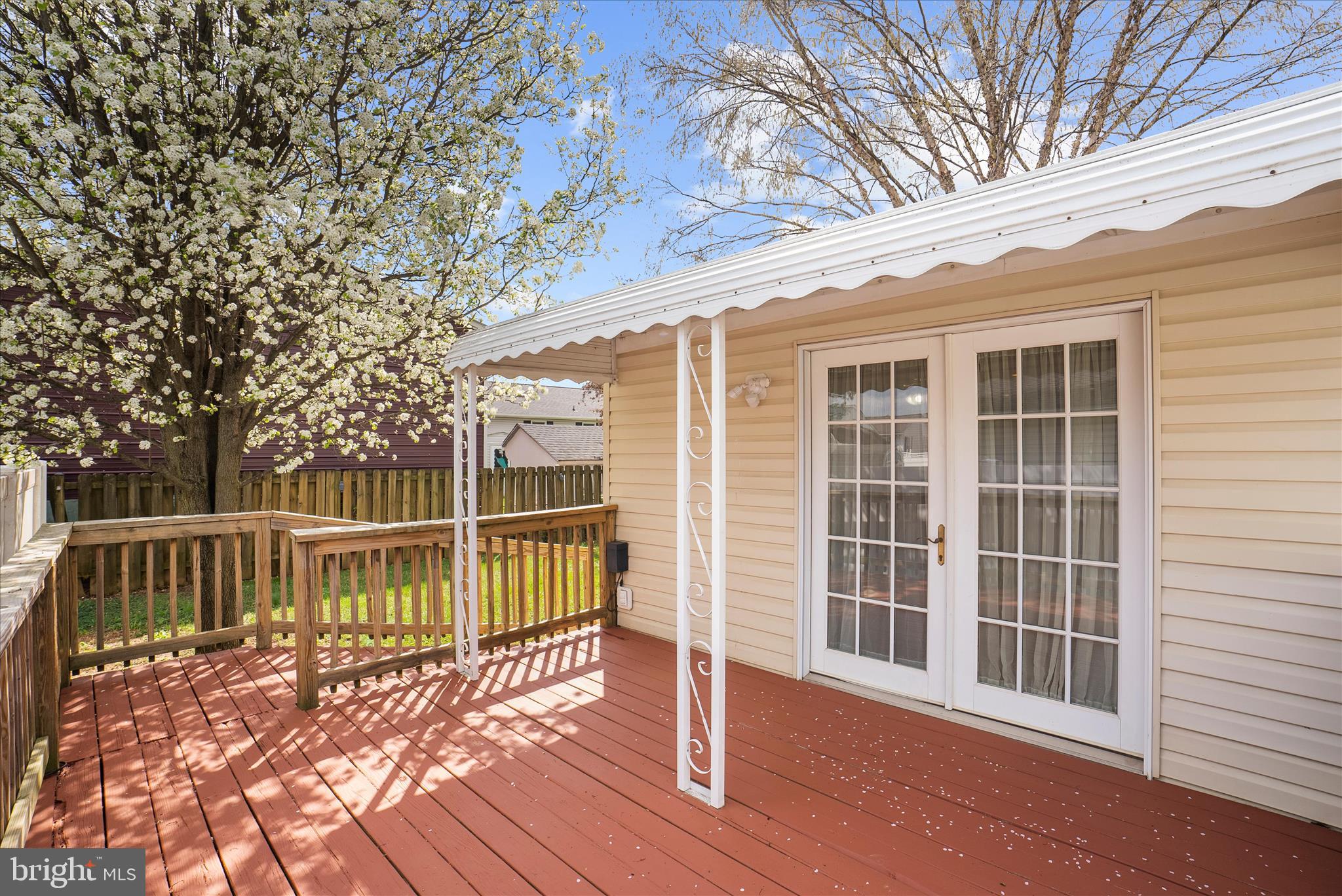 ARUNDEL GARDENS - Residential