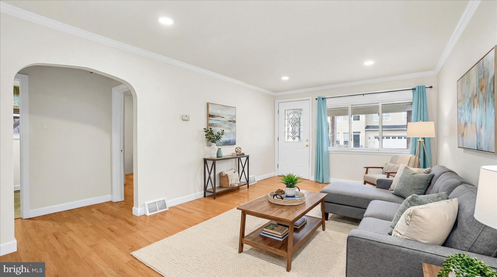 ARUNDEL GARDENS - Residential