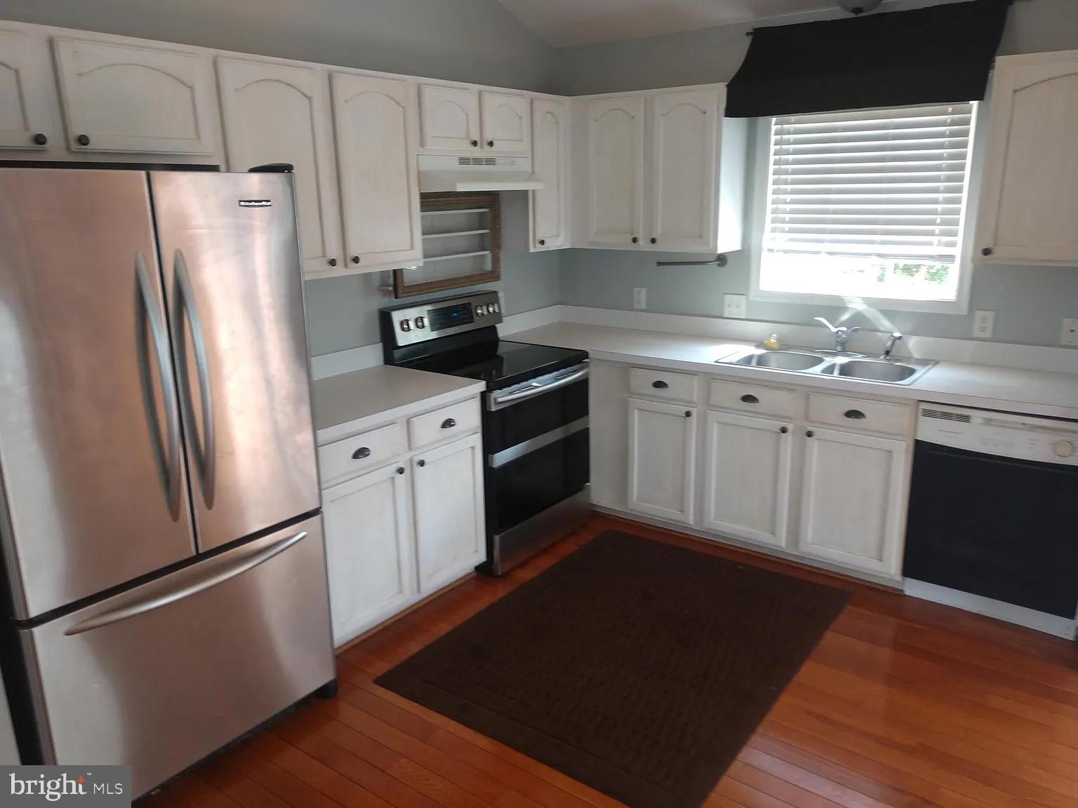 356 OAK LEE DRIVE