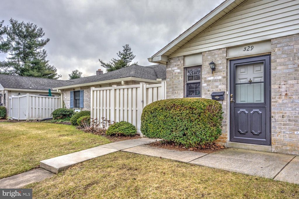 Photo of 329 VALLEYBROOK DR, LANCASTER, PA 17601 (MLS # PALA2028958)