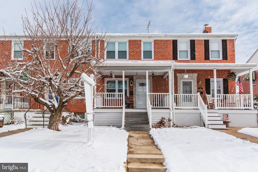 MOVE IN READY!  2 BEDROOM, 1.5 BATH BRICK TOWNHOME--SPACIOUS LIVING ROOM--COZY DINING ROOM WITH SLIDER LEADING TO LARGE DECK--KITCHEN WITH PLENTY OF CABINET SPACE--UPPER LEVEL BEDROOMS--PARTIALLY FINISHED LOWER LEVEL WITH HALF BATH AND SO MUCH MORE!