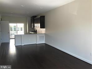 CROWN FARM - Residential Lease