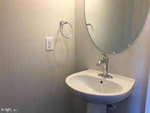 CROWN FARM - Residential Lease