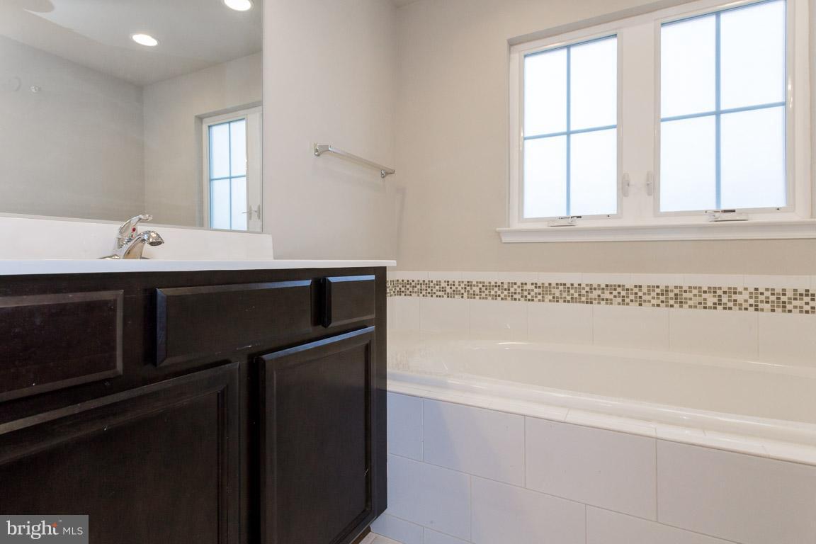 VILLAGE AT WOODSTREAM - Residential Lease