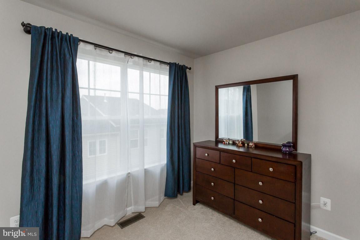 VILLAGE AT WOODSTREAM - Residential Lease