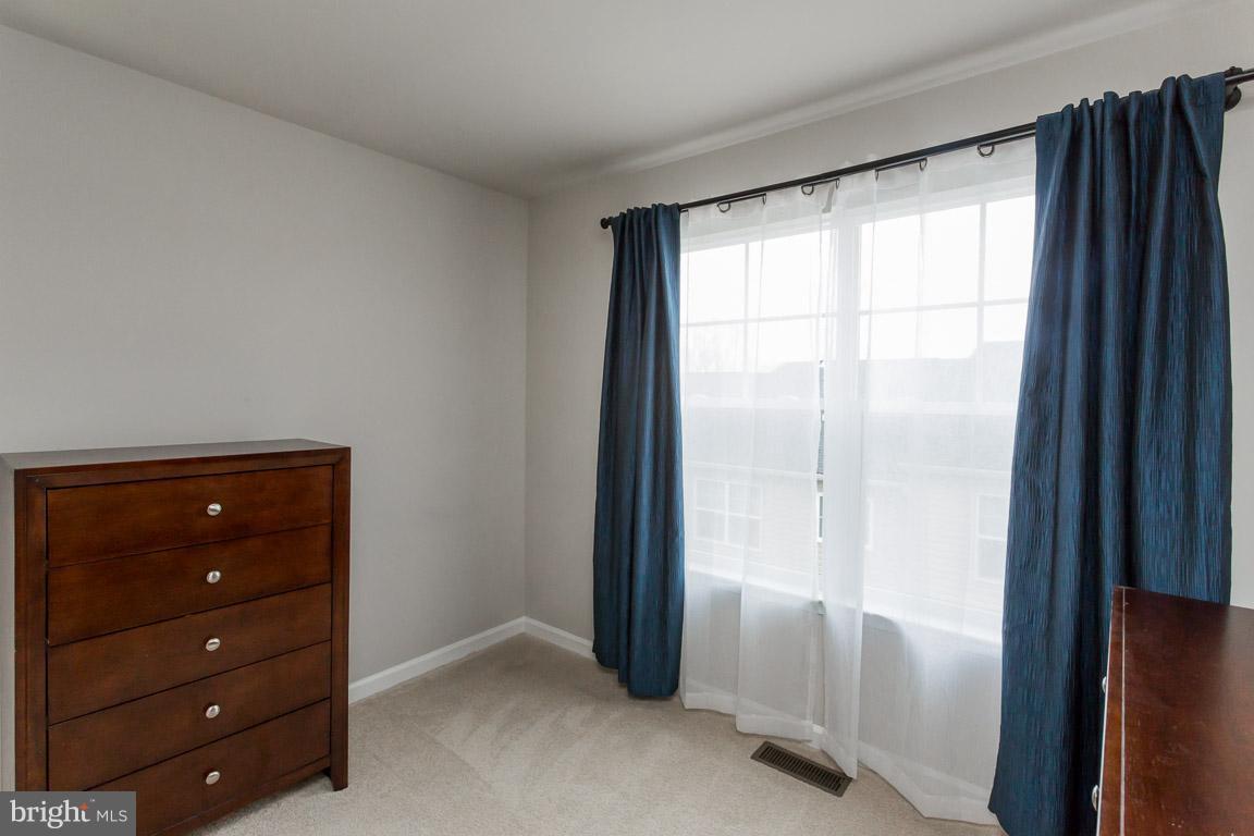 VILLAGE AT WOODSTREAM - Residential Lease