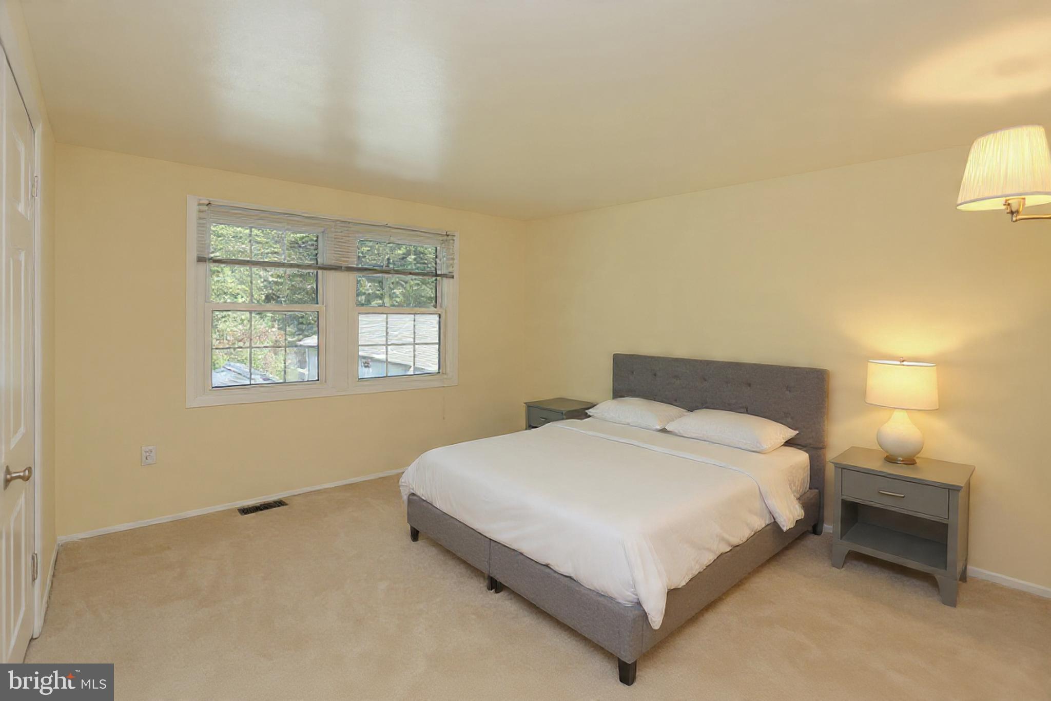 MONTPELIER - Residential