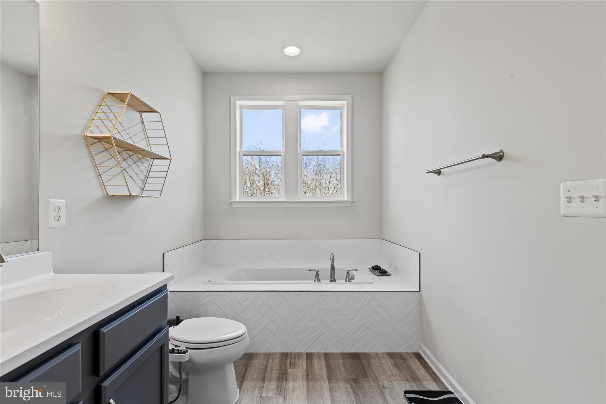 VISTA GARDENS - Residential