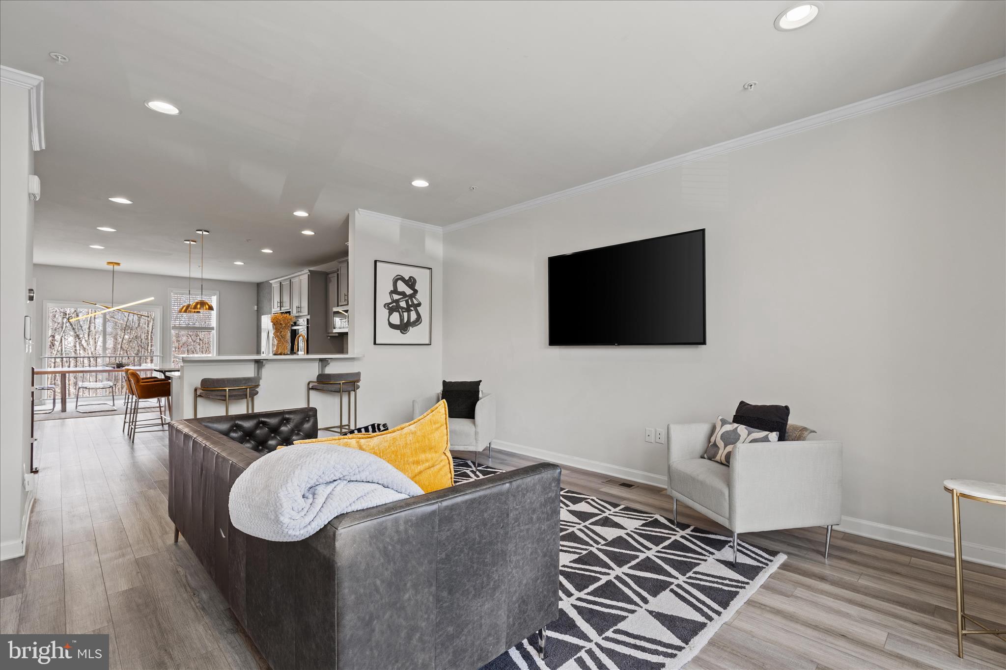 VISTA GARDENS - Residential