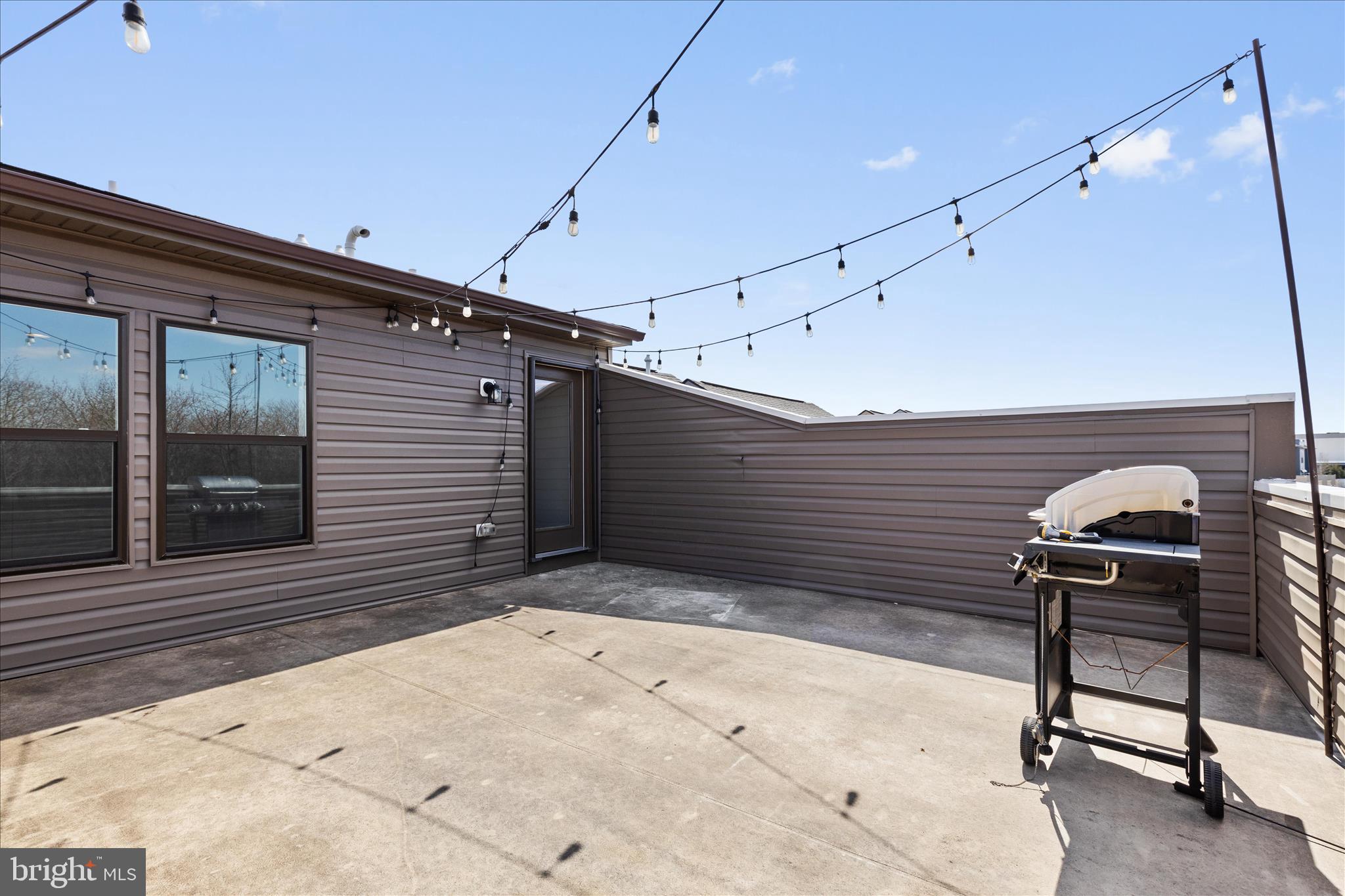 VISTA GARDENS - Residential