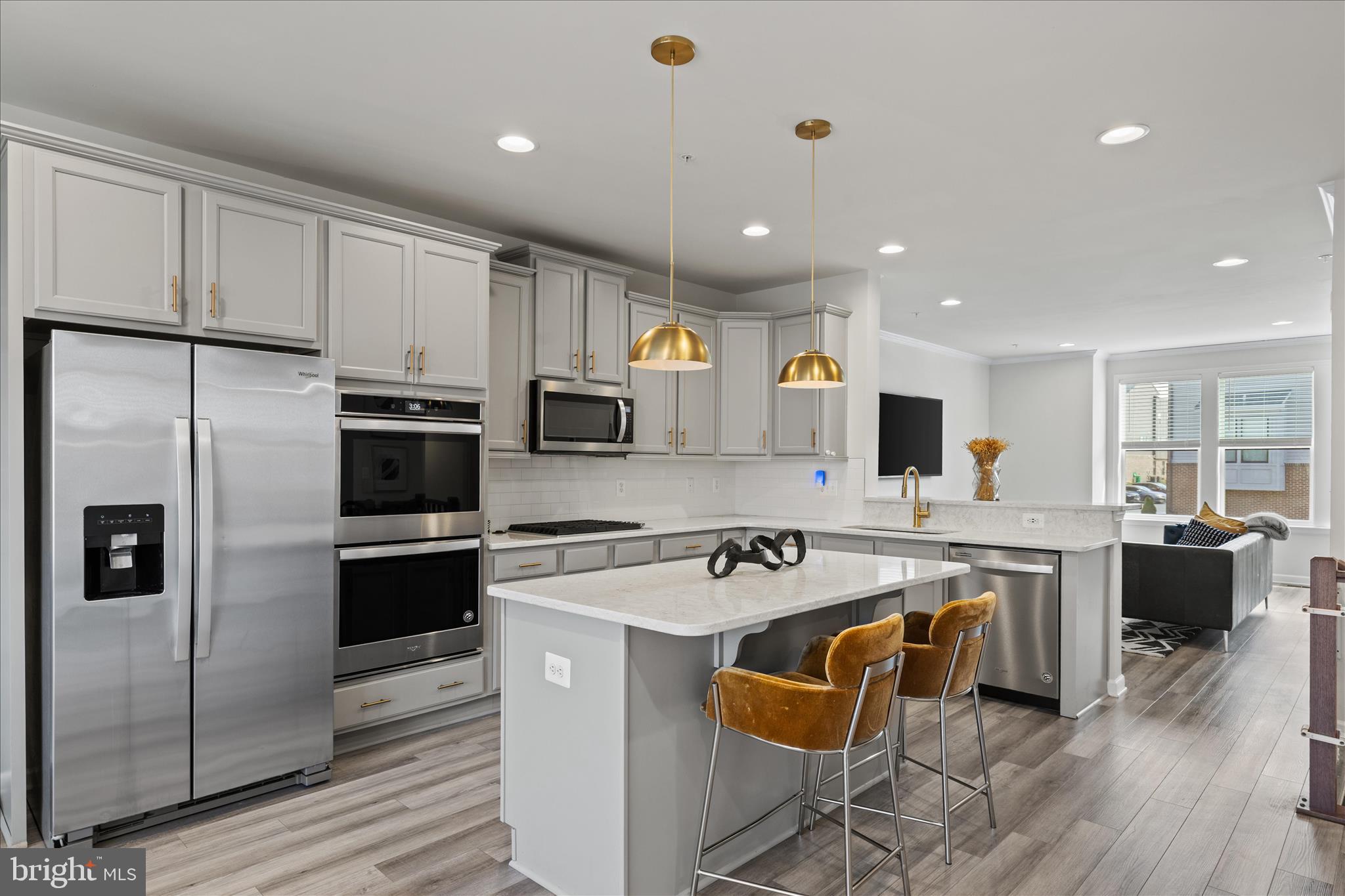 VISTA GARDENS - Residential