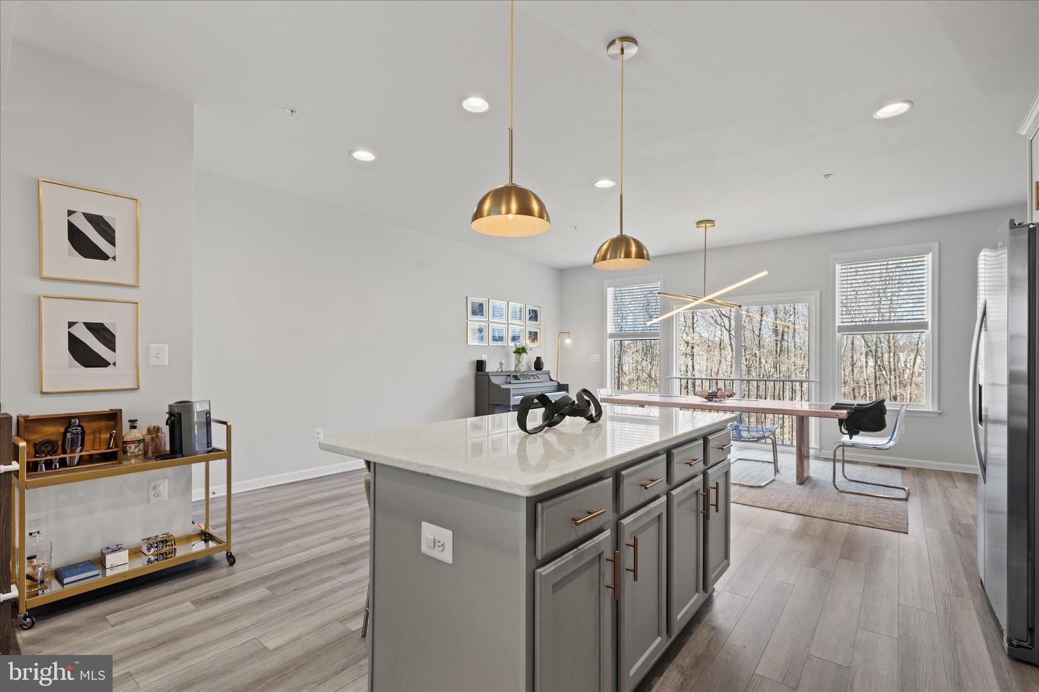 VISTA GARDENS - Residential