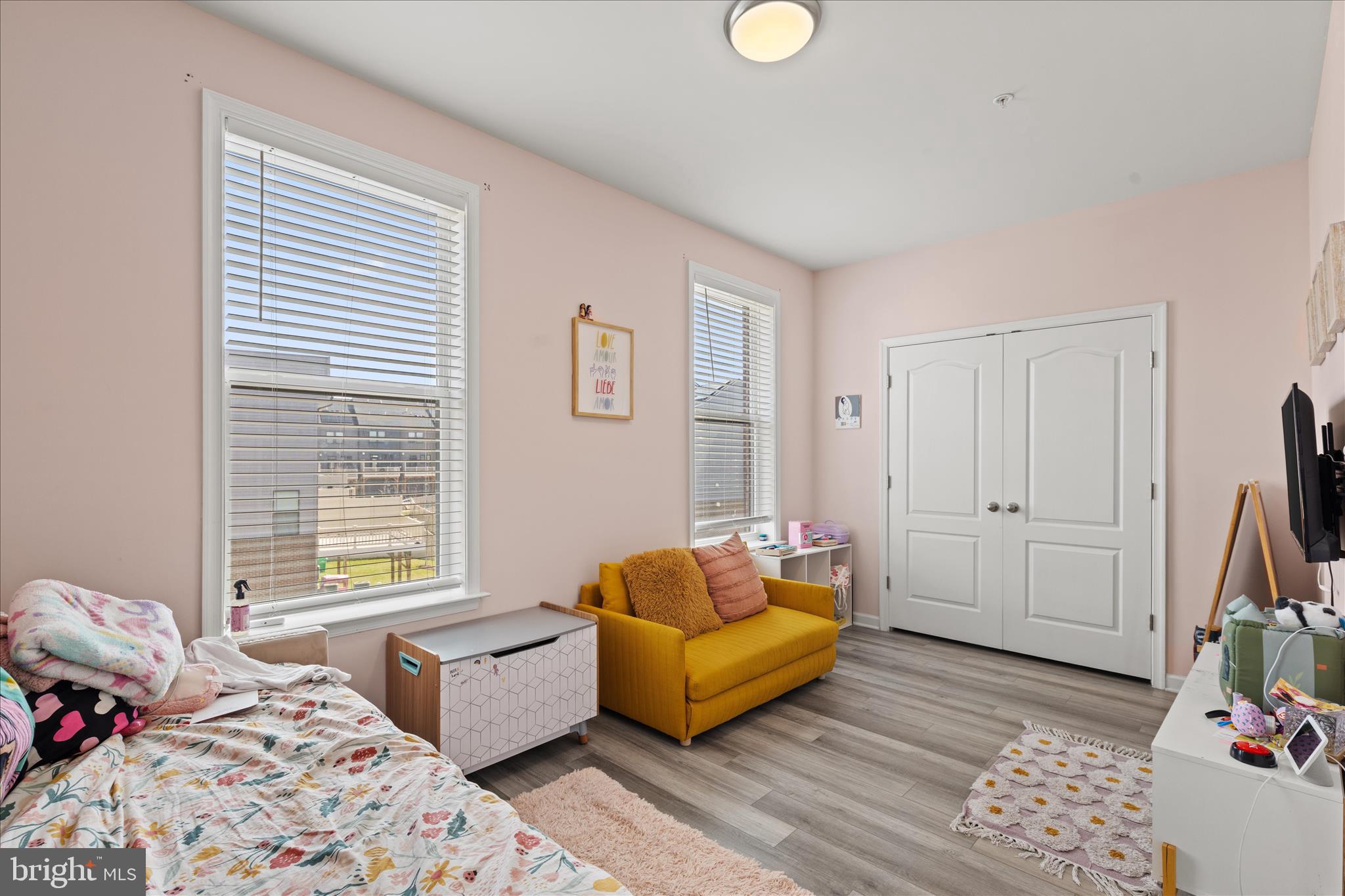 VISTA GARDENS - Residential