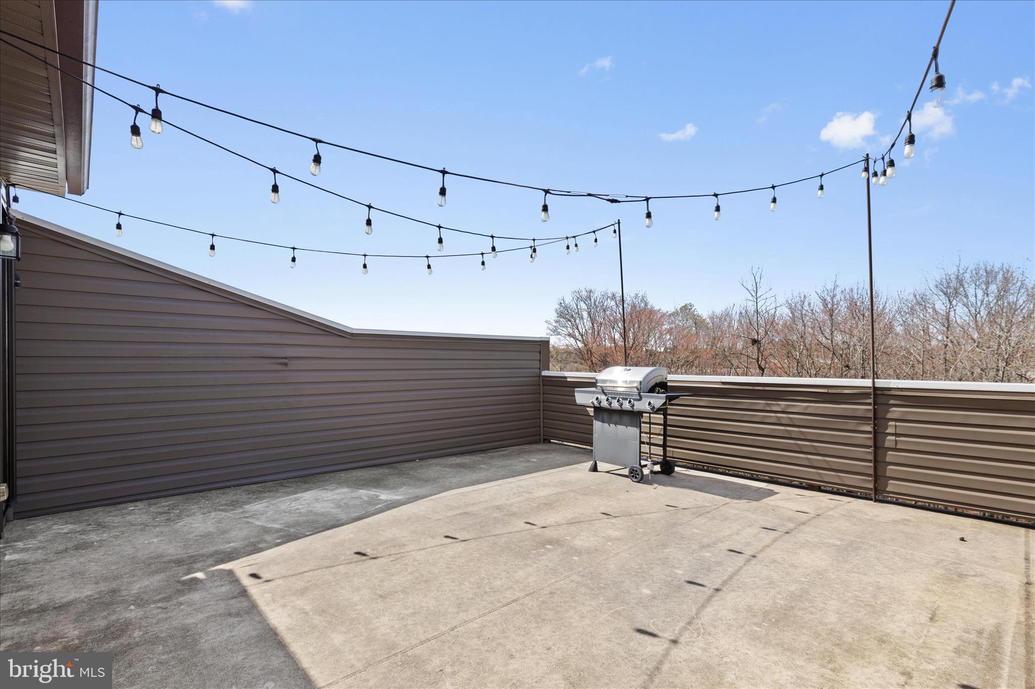 VISTA GARDENS - Residential