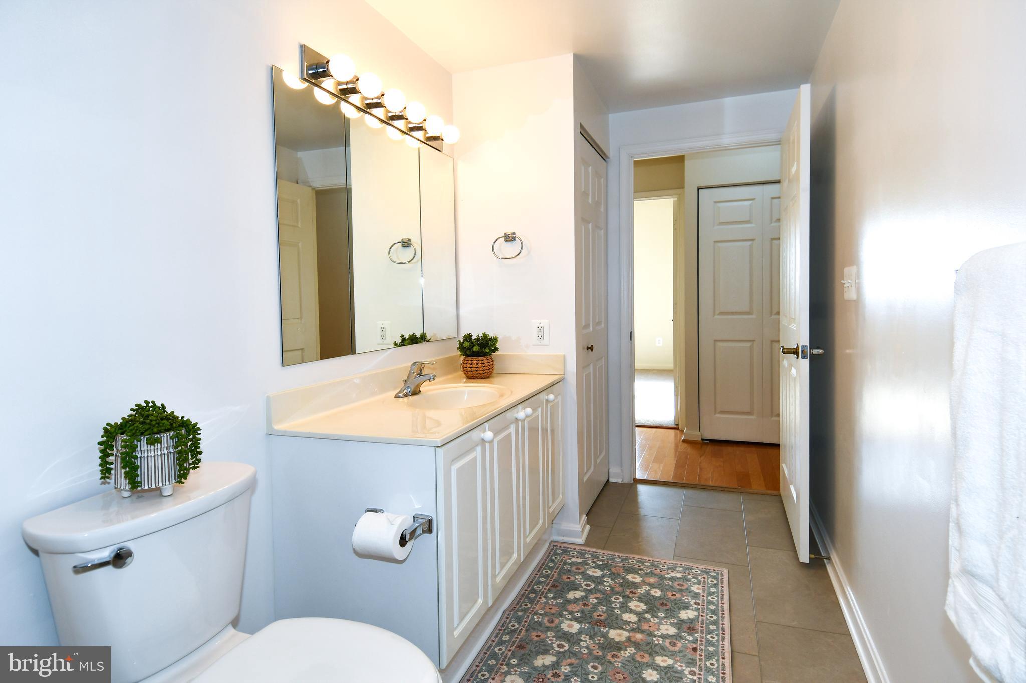 OVERLOOK AT LEISURE WORLD - Residential