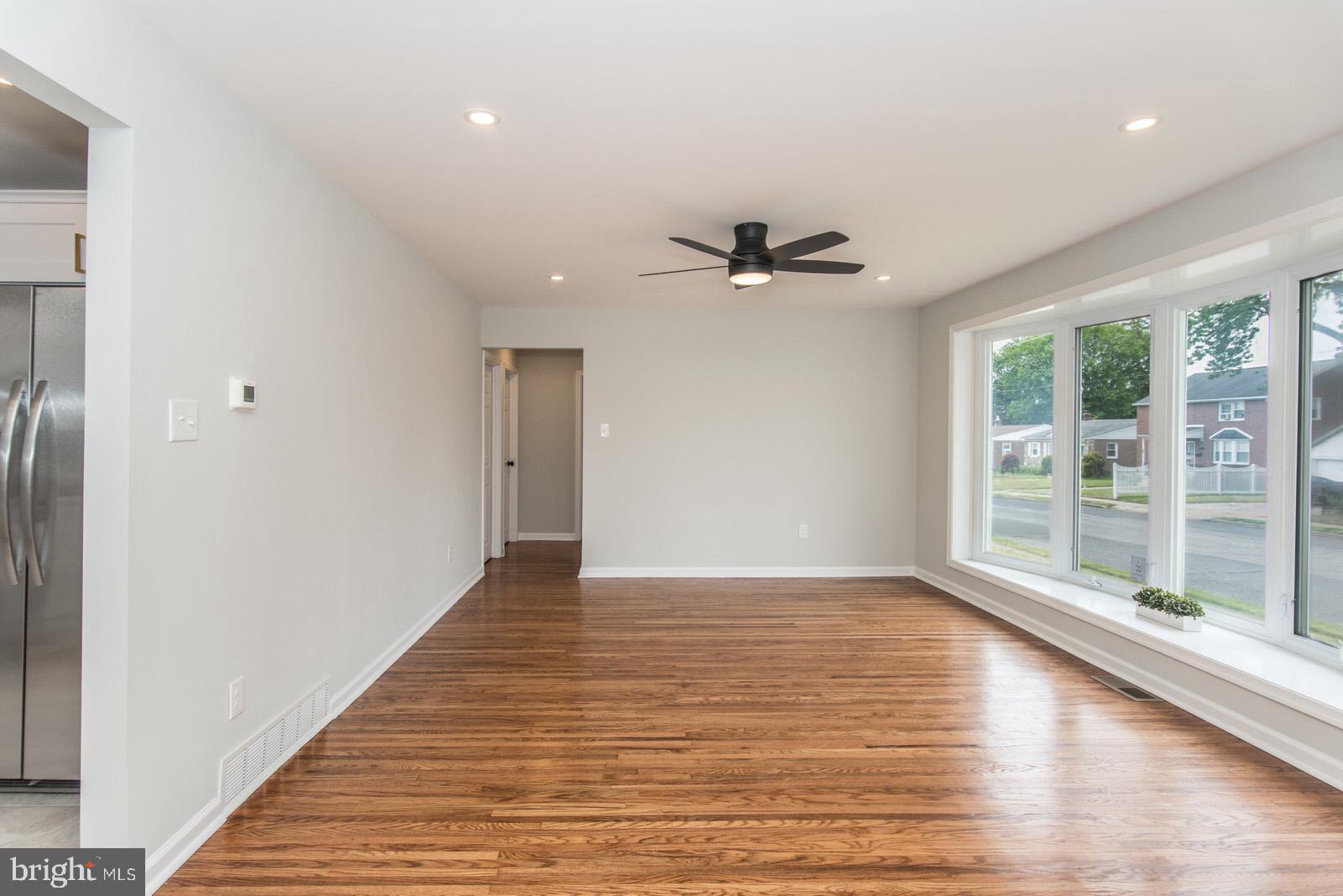 FOX CHASE - Residential