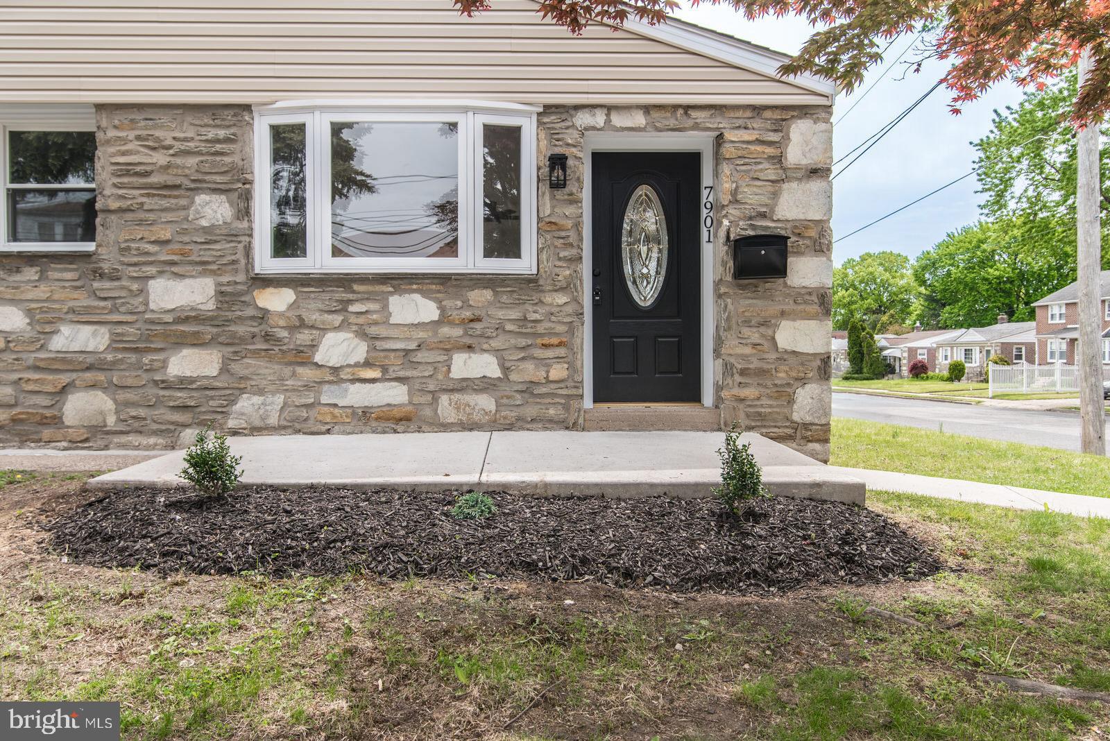 FOX CHASE - Residential