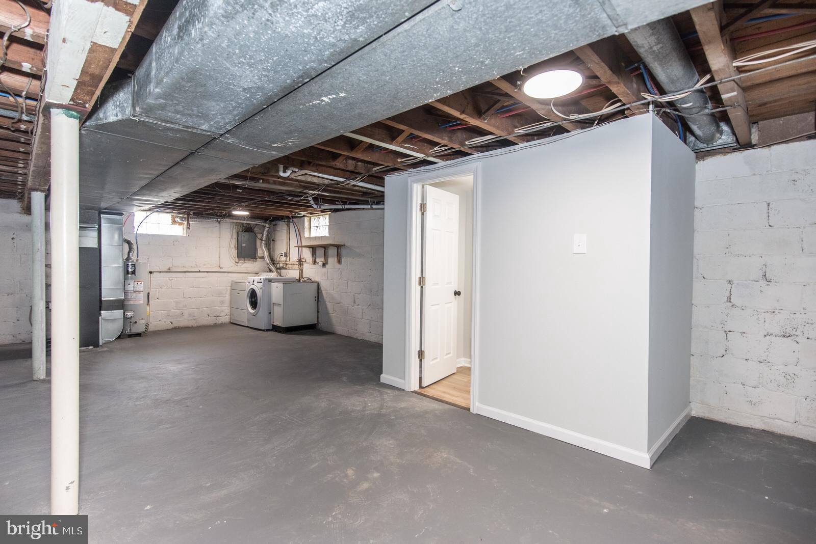 FOX CHASE - Residential