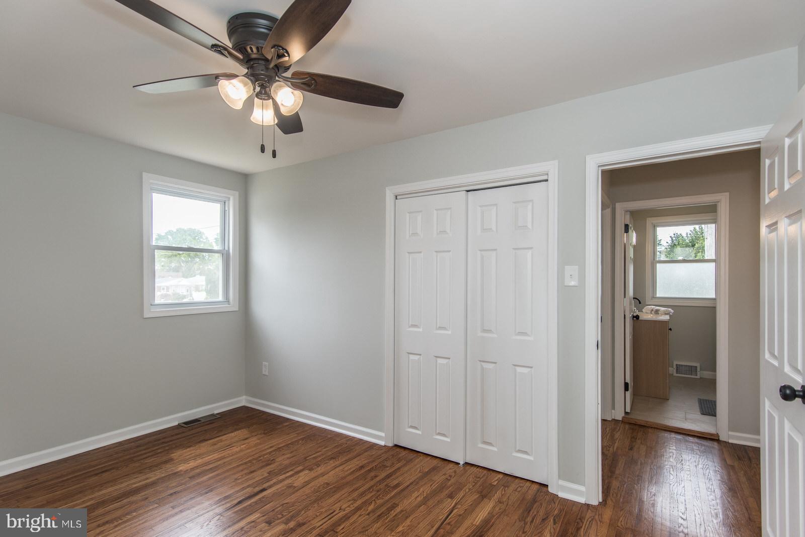 FOX CHASE - Residential