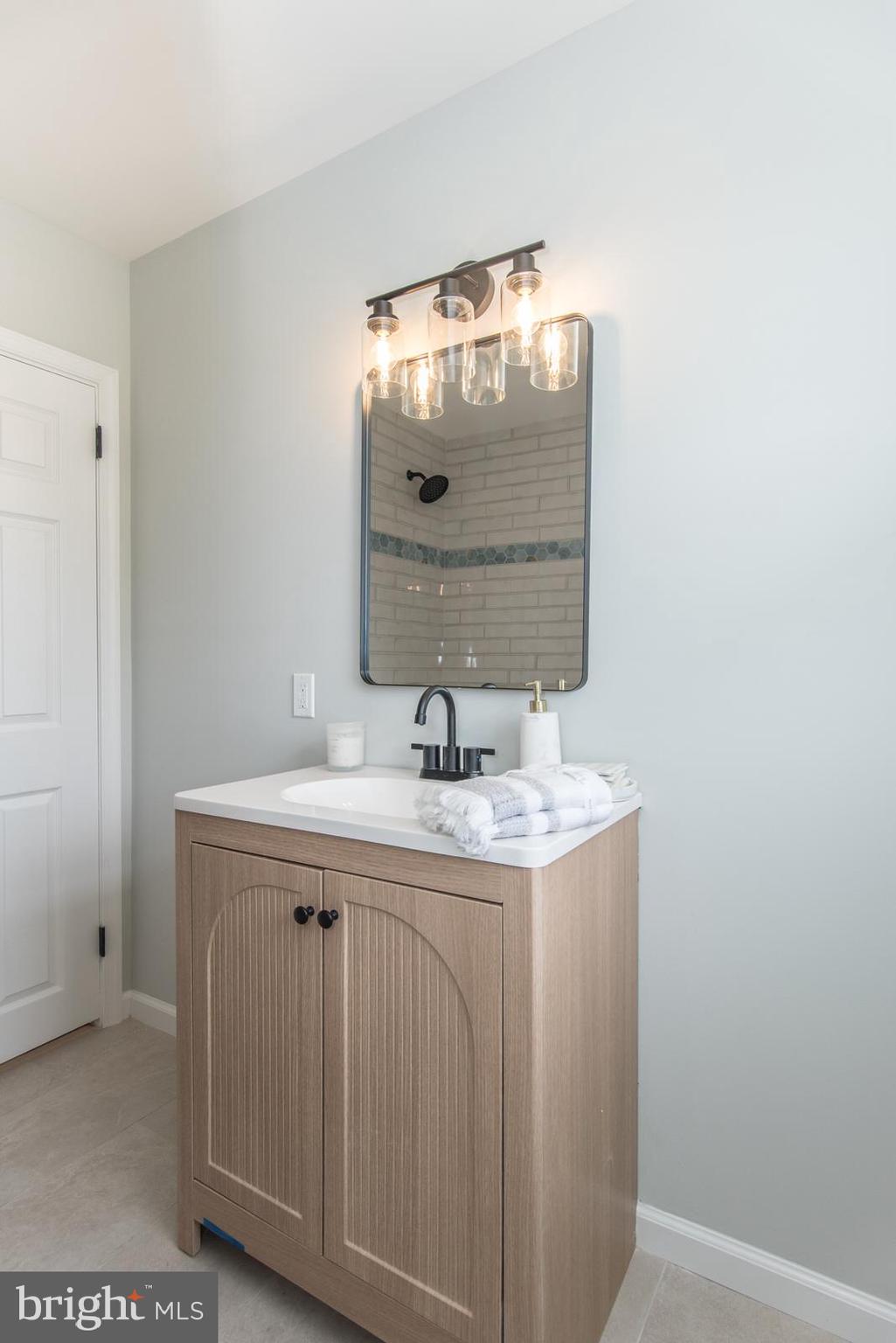 FOX CHASE - Residential