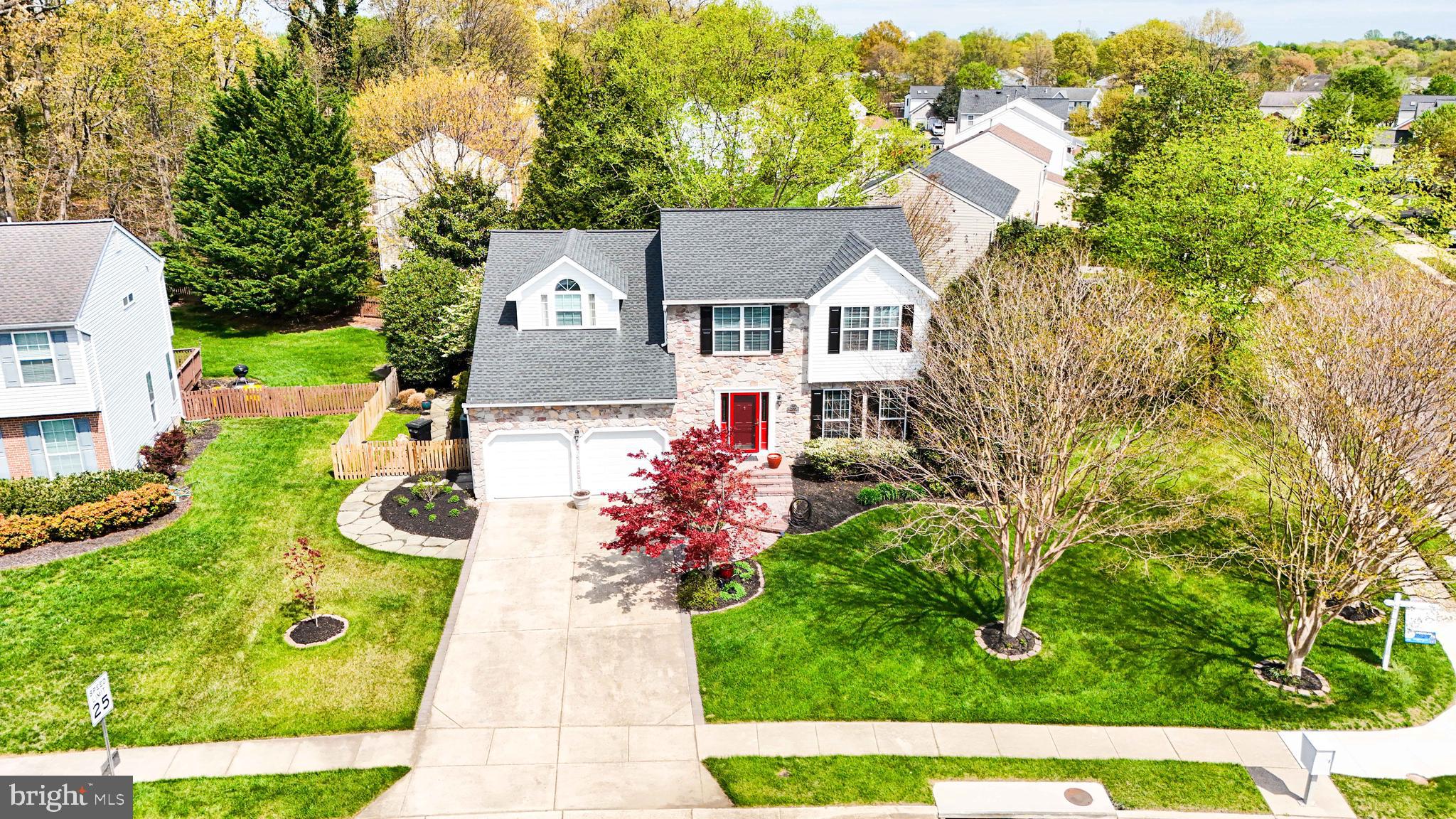 SEVEN OAKS - Residential