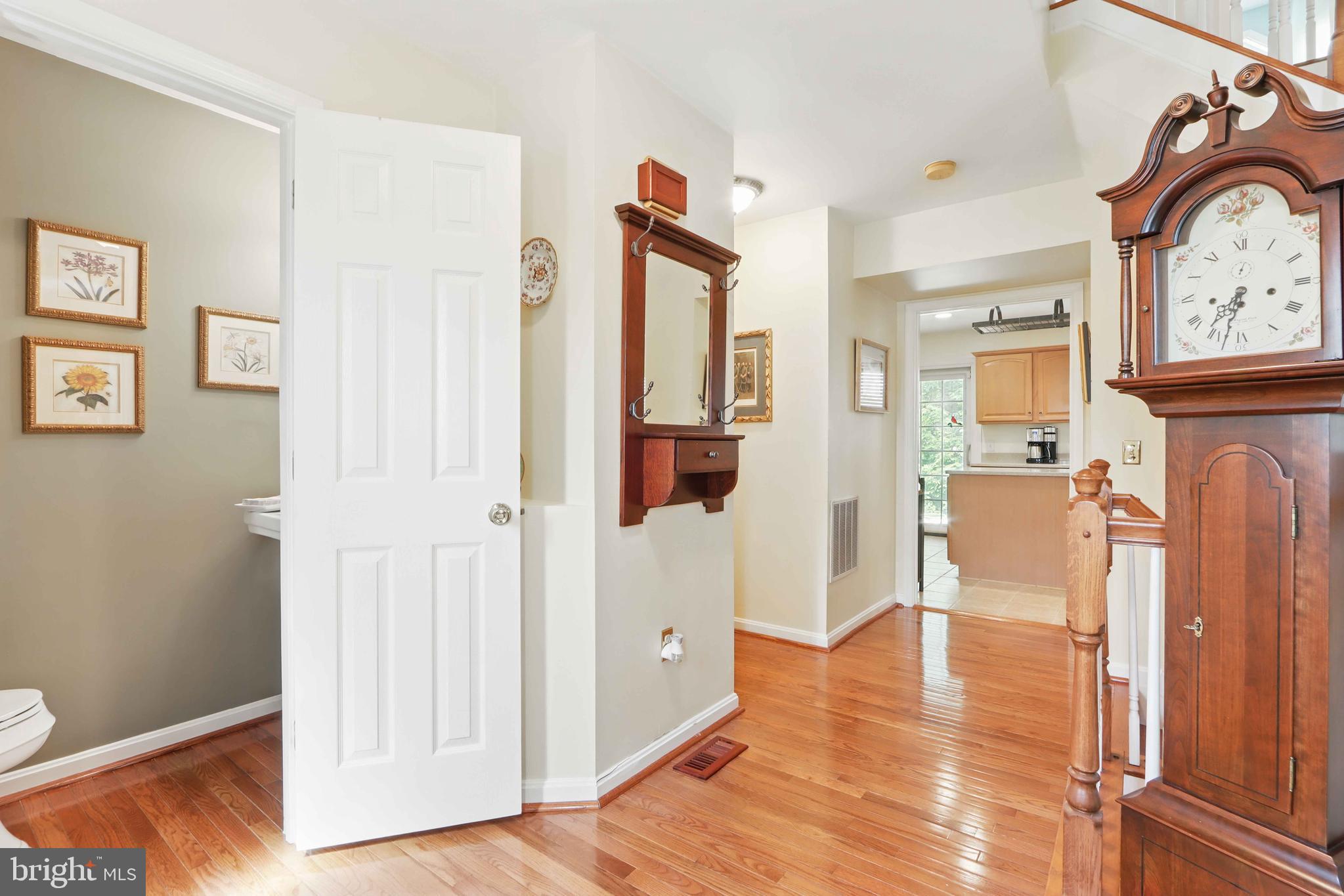 SEVEN OAKS - Residential