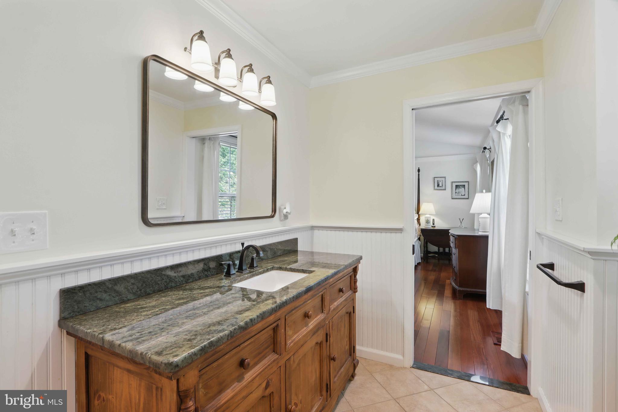 SEVEN OAKS - Residential