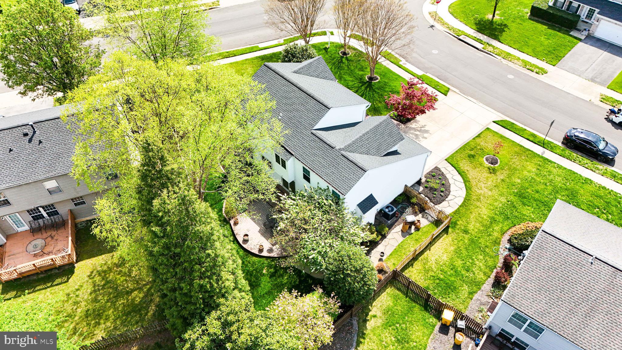 SEVEN OAKS - Residential