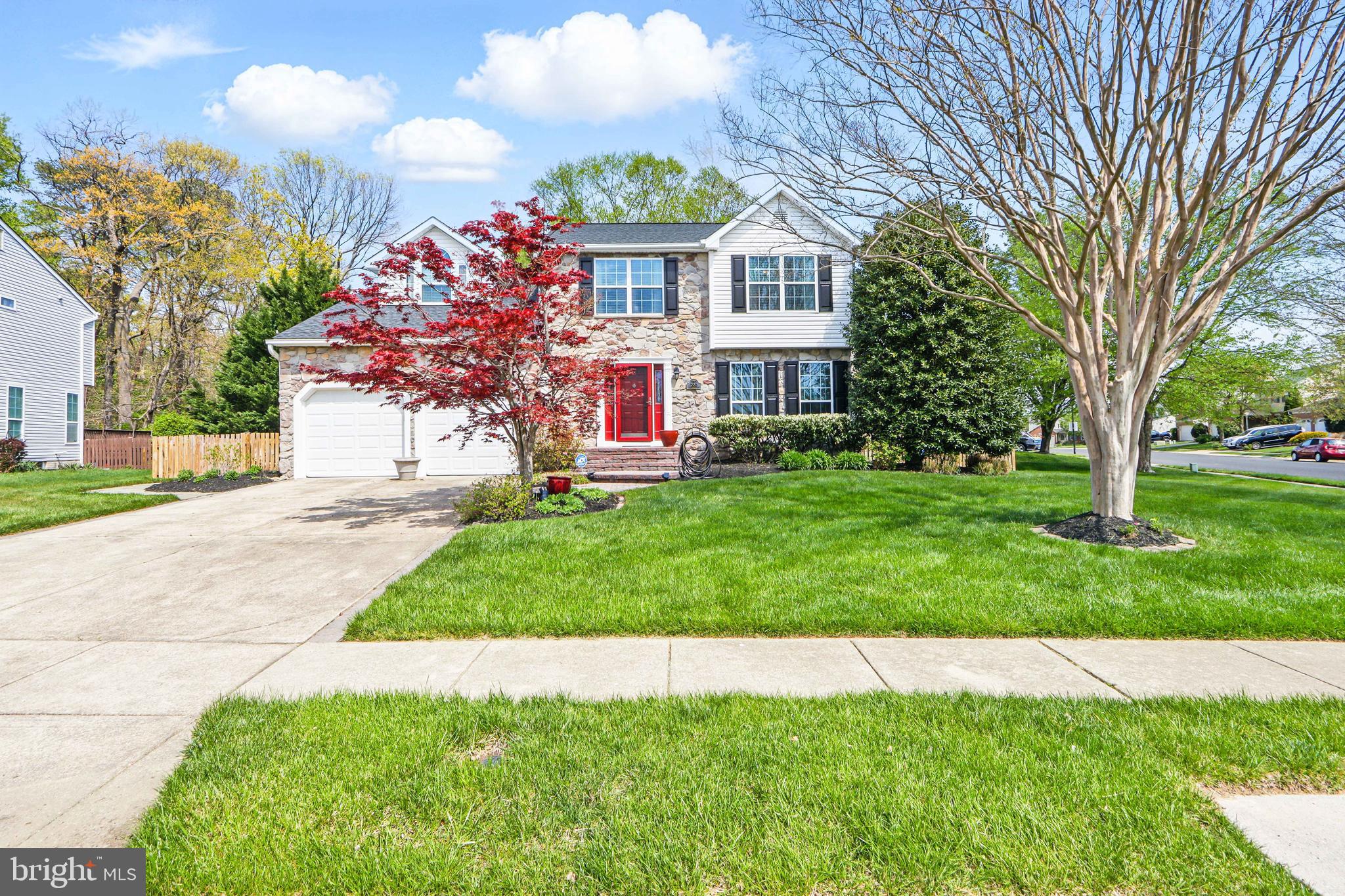 SEVEN OAKS - Residential