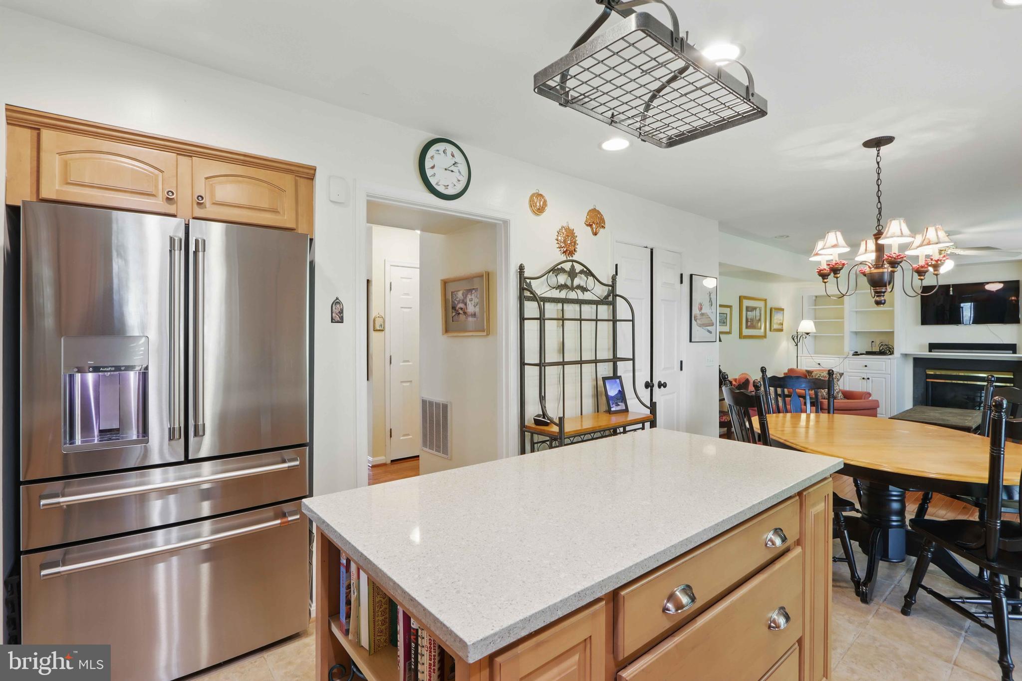 SEVEN OAKS - Residential