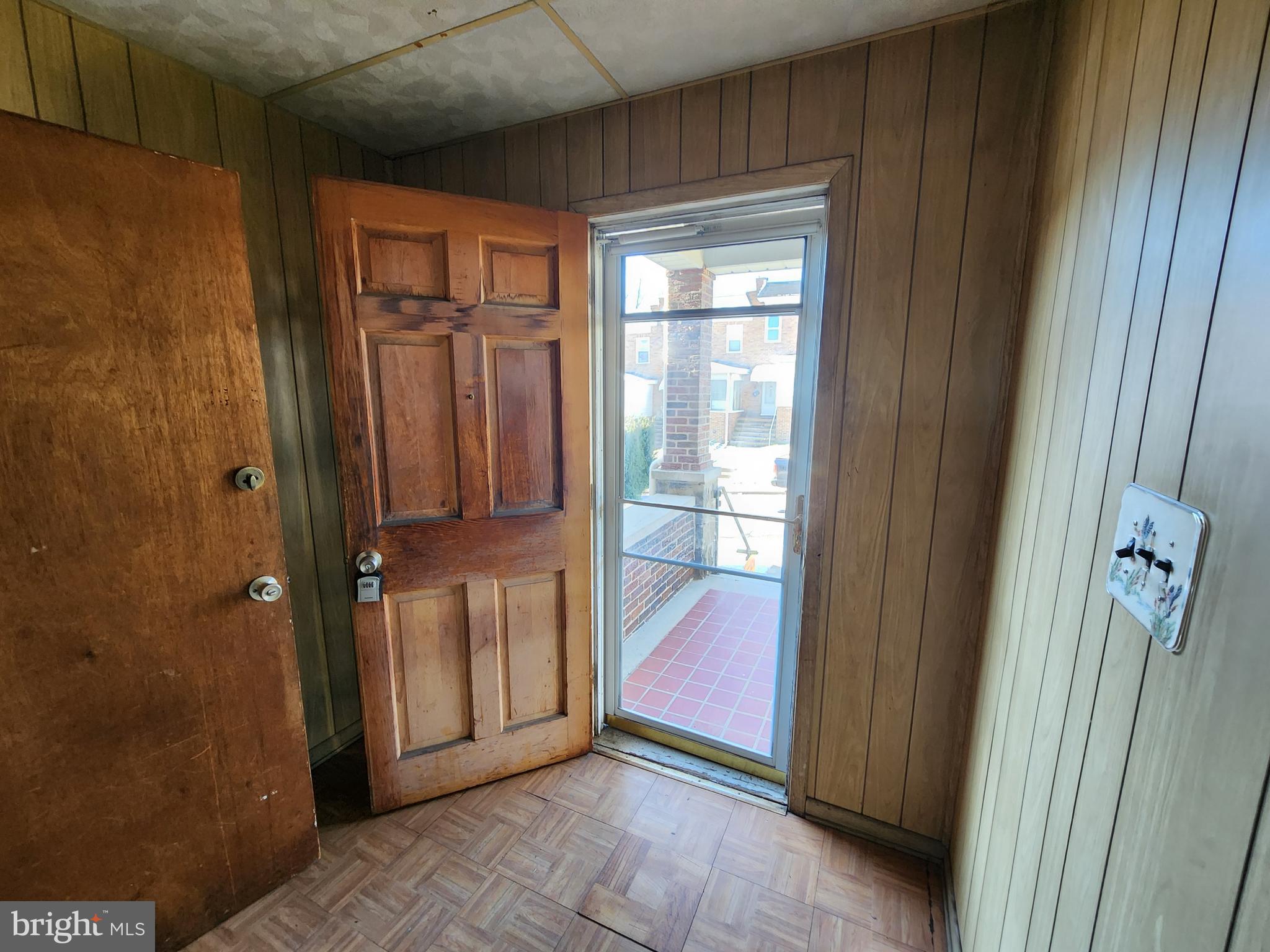 FRANKFORD - Residential