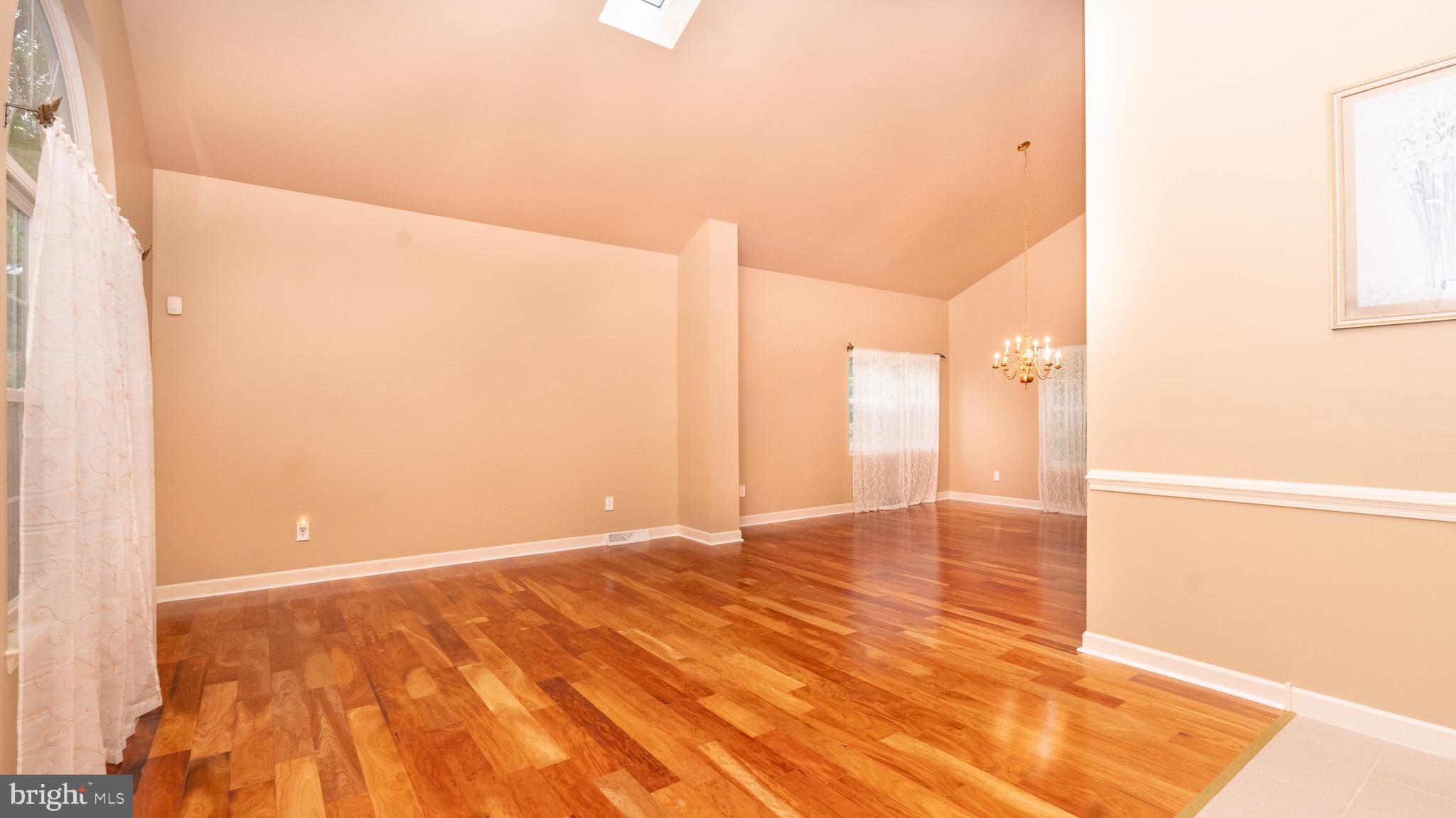 SADDLEBROOK - Residential