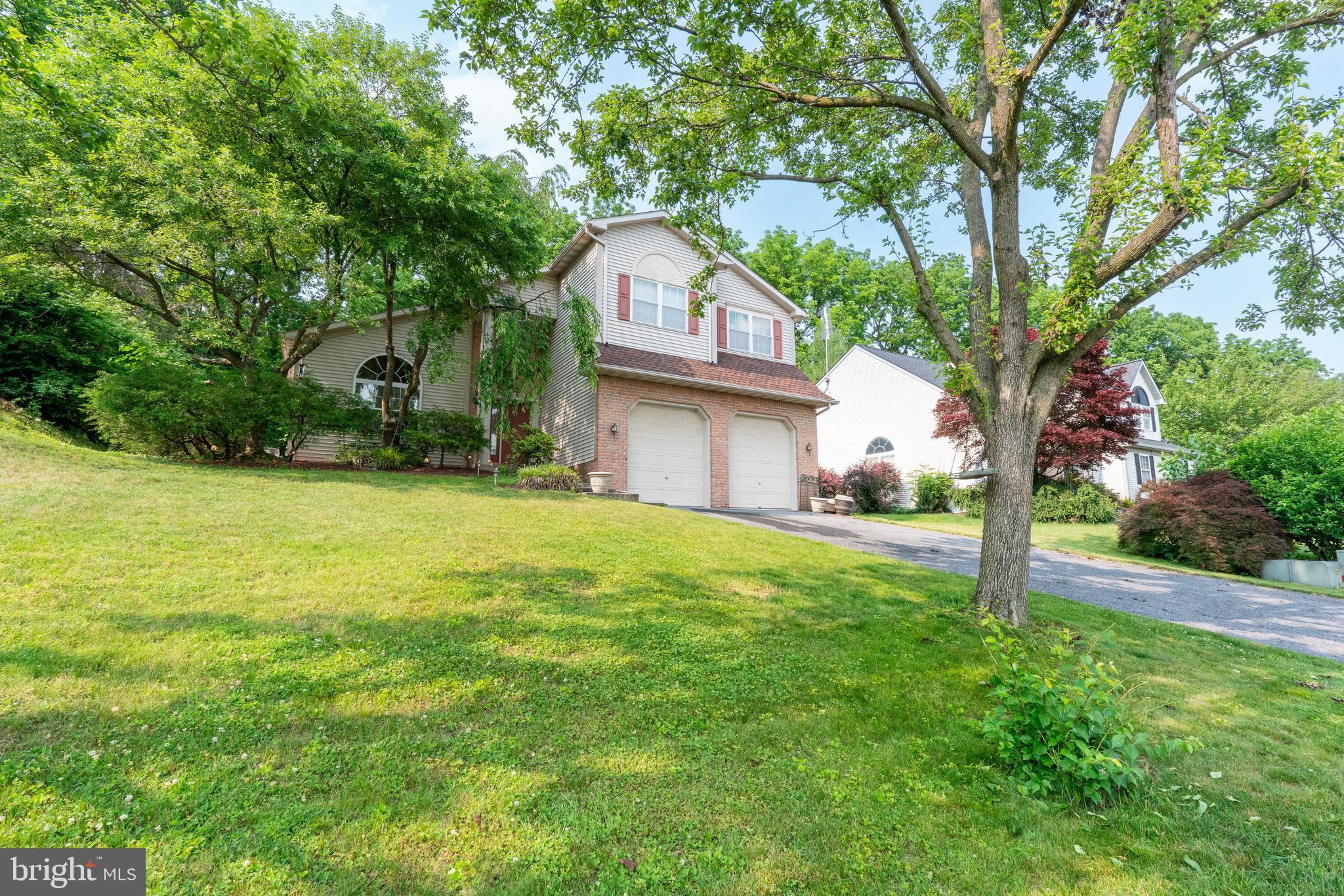 SADDLEBROOK - Residential