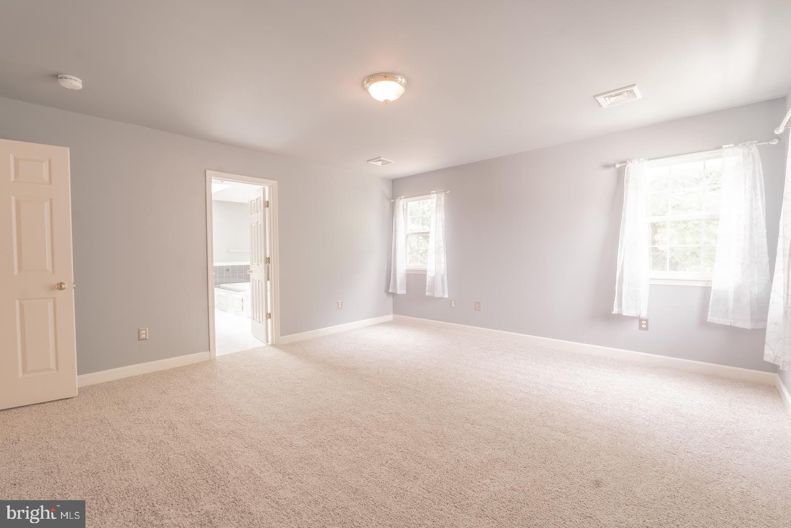 SADDLEBROOK - Residential