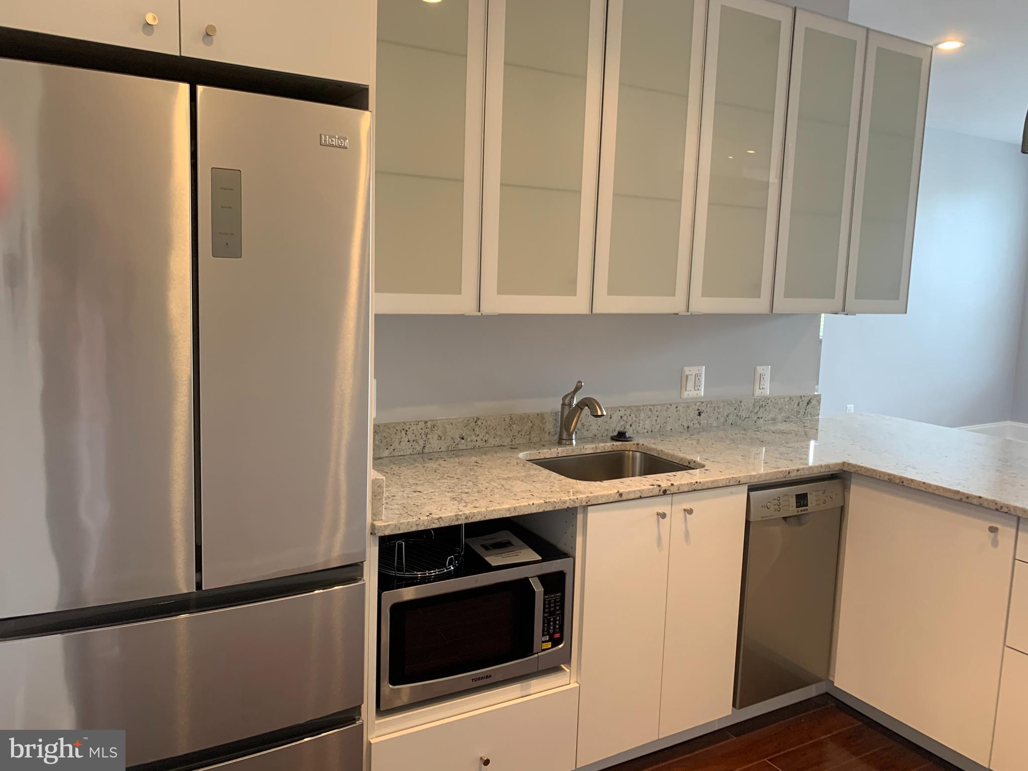 MOUNT VERNON PLACE HISTORIC DISTRICT - Residential Lease