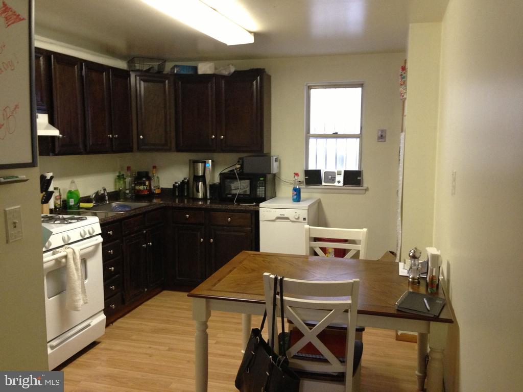 FEDERAL HILL HISTORIC DISTRICT - Residential Lease