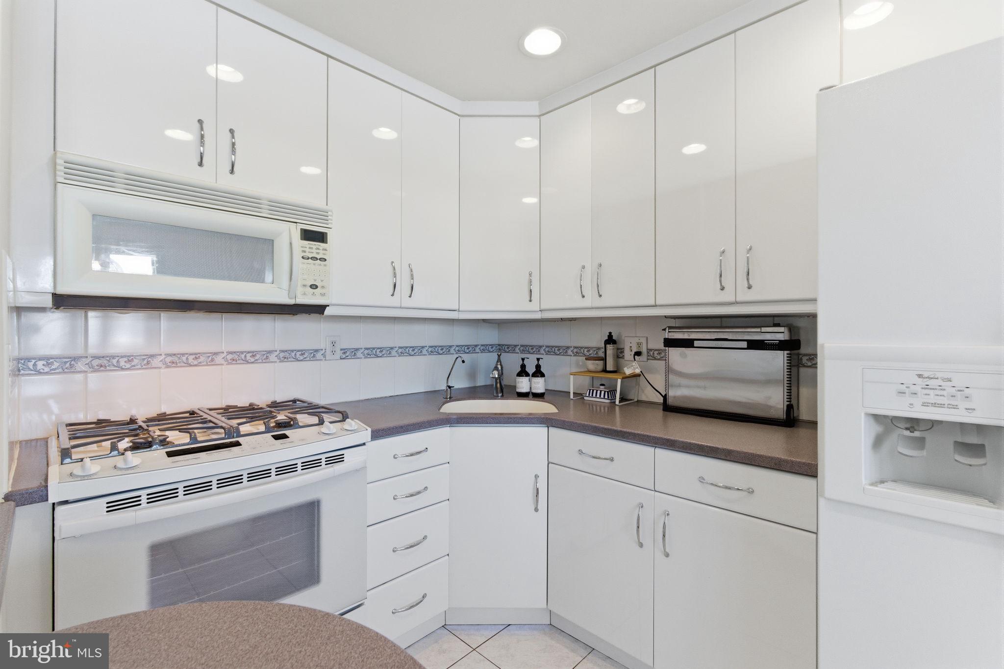 MODENA PARK - Residential