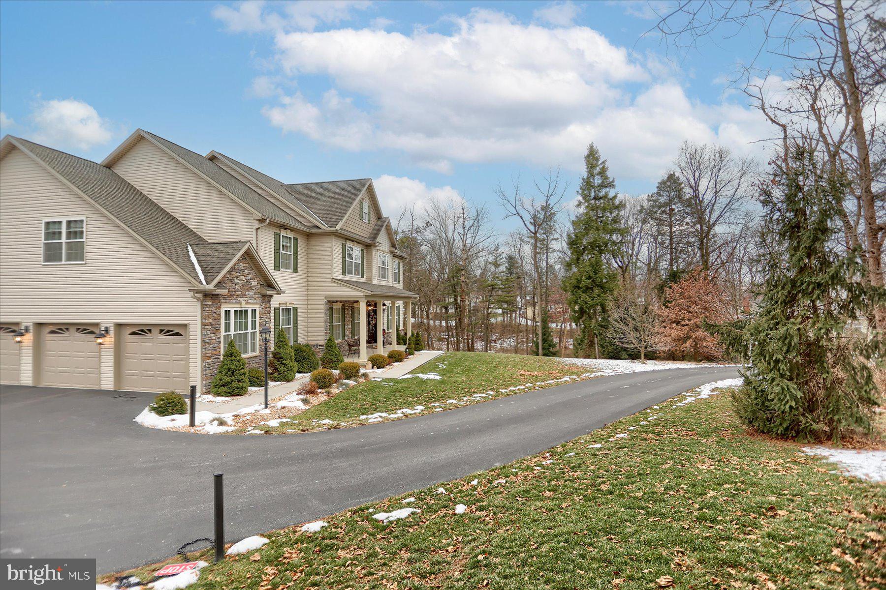 COLONIAL PARK FARMS - Residential