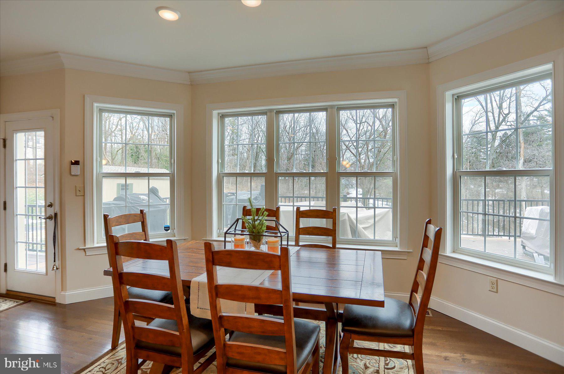 COLONIAL PARK FARMS - Residential