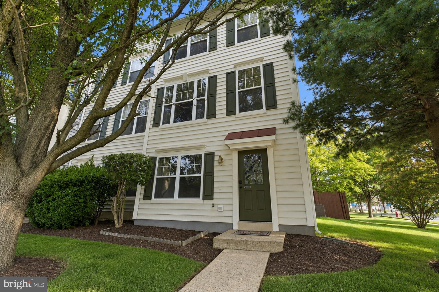 43775 BROOKLINE TERRACE
