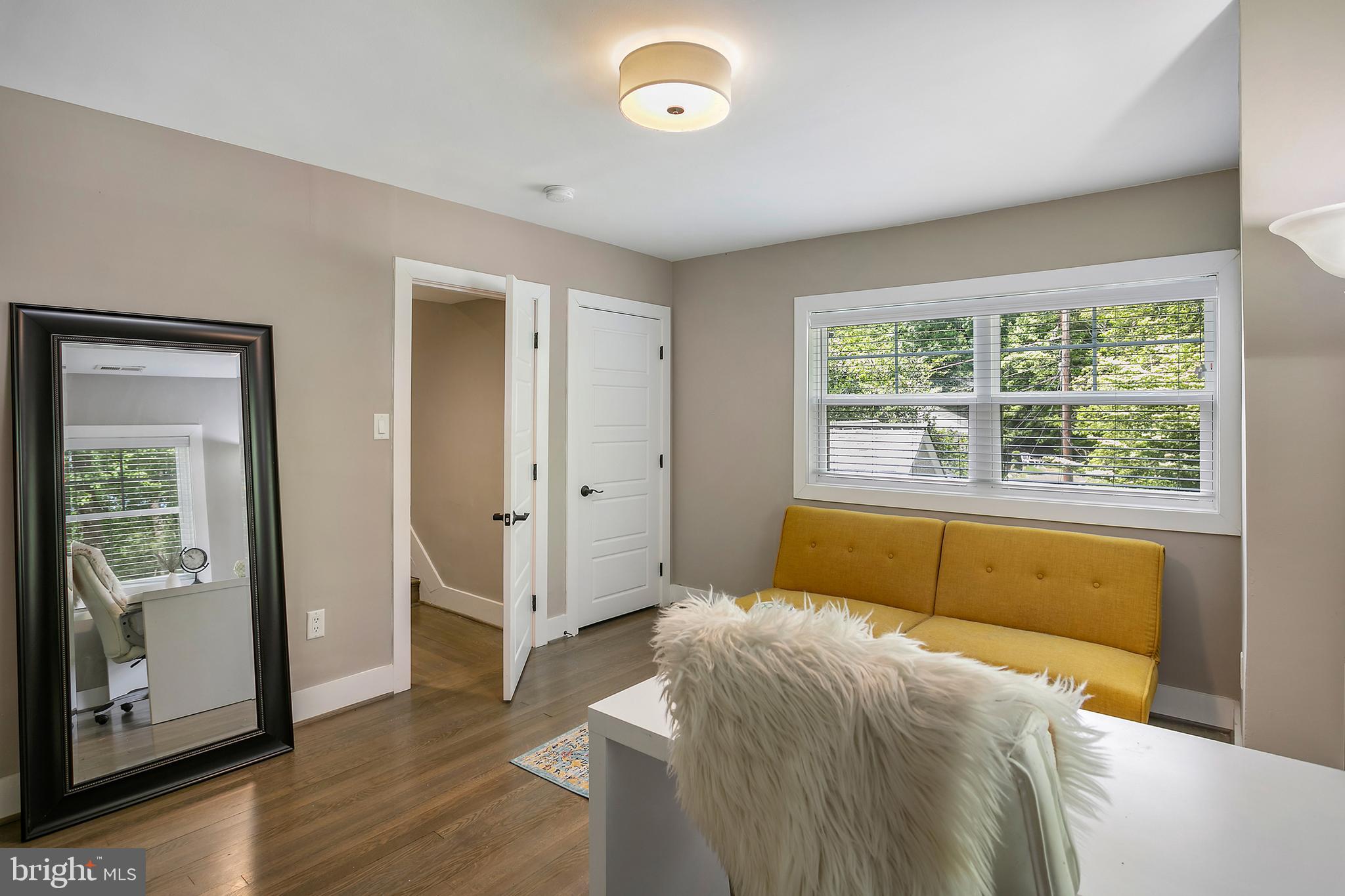 HILLANDALE - Residential