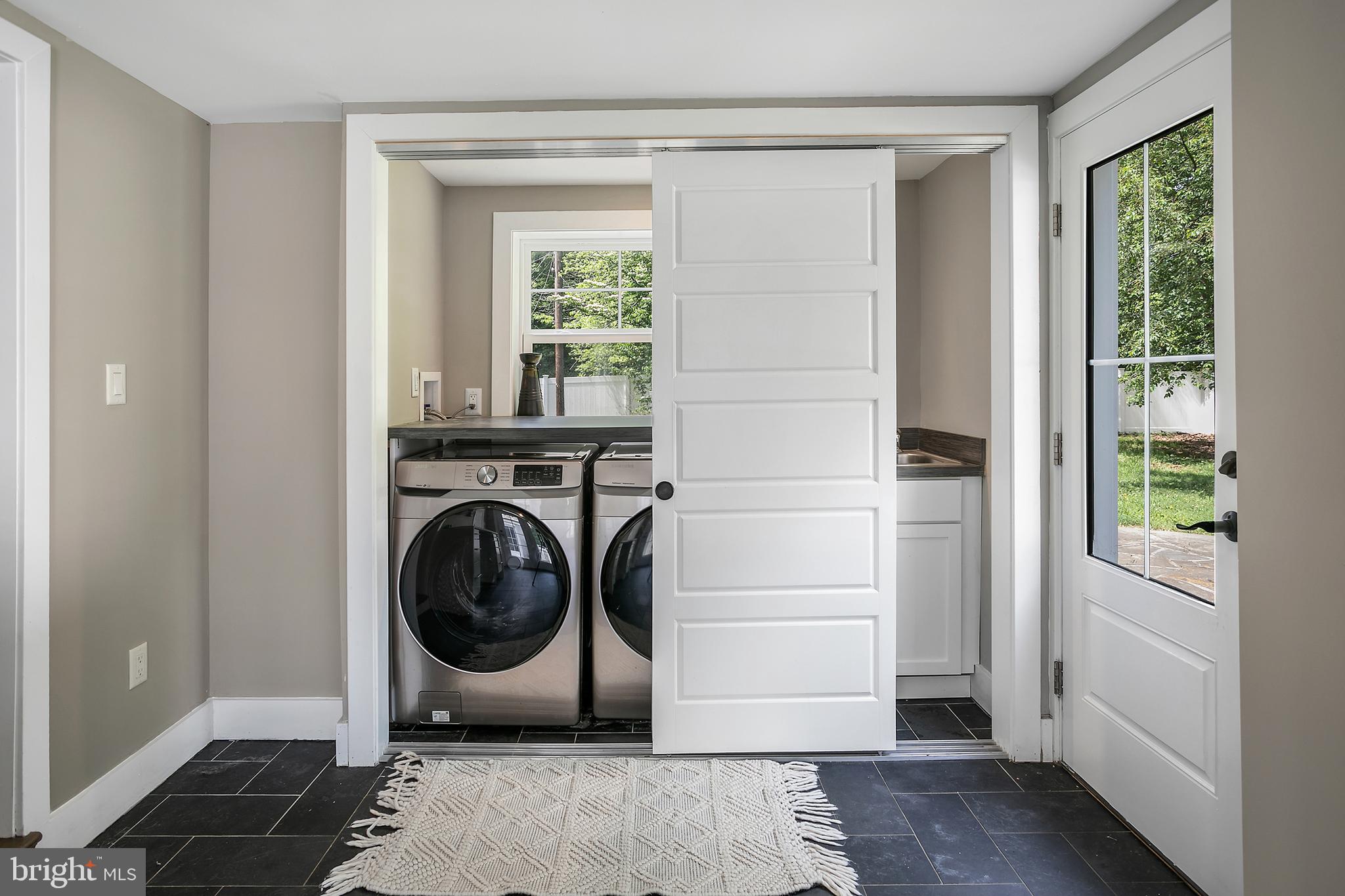 HILLANDALE - Residential