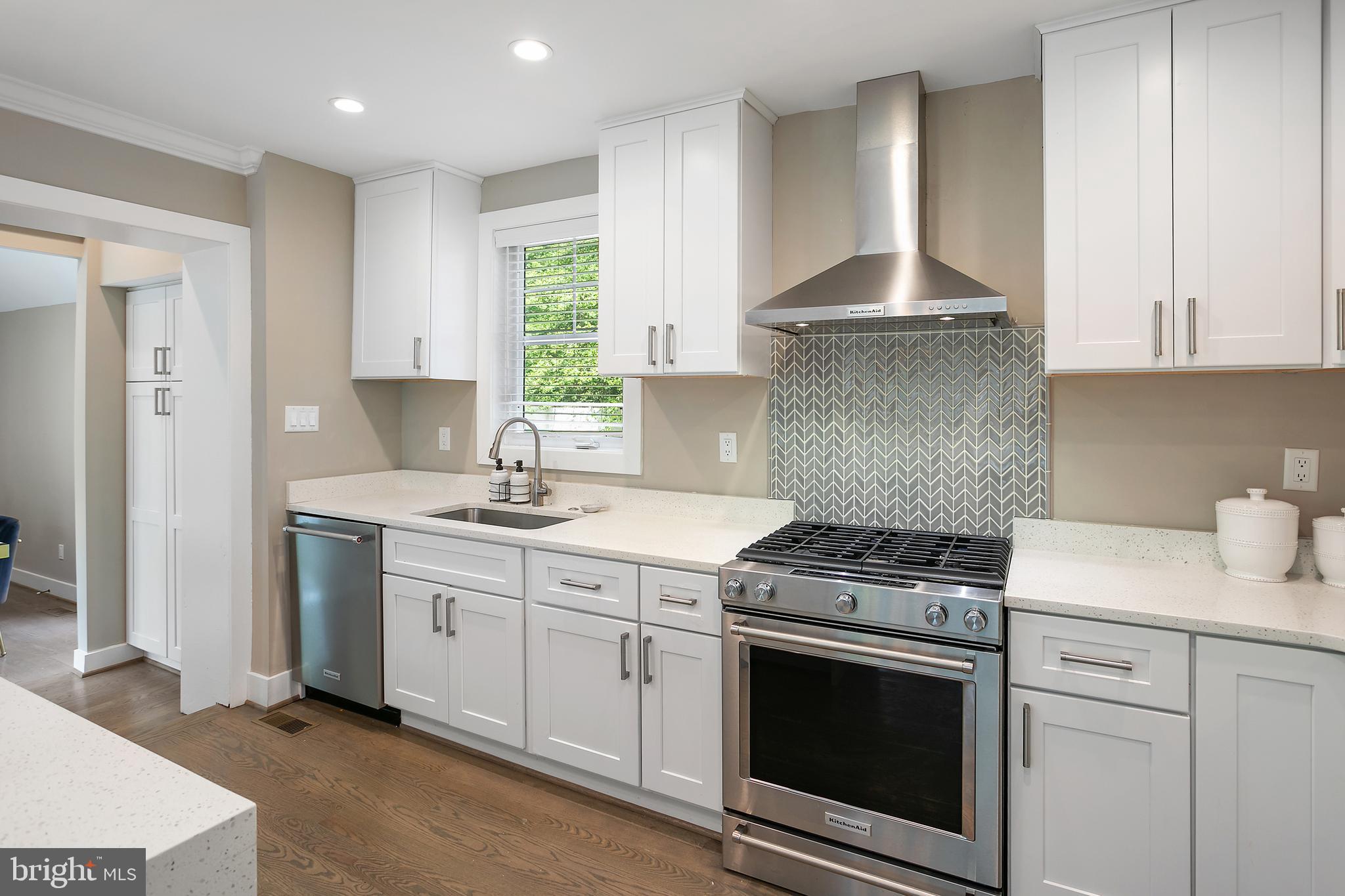 HILLANDALE - Residential