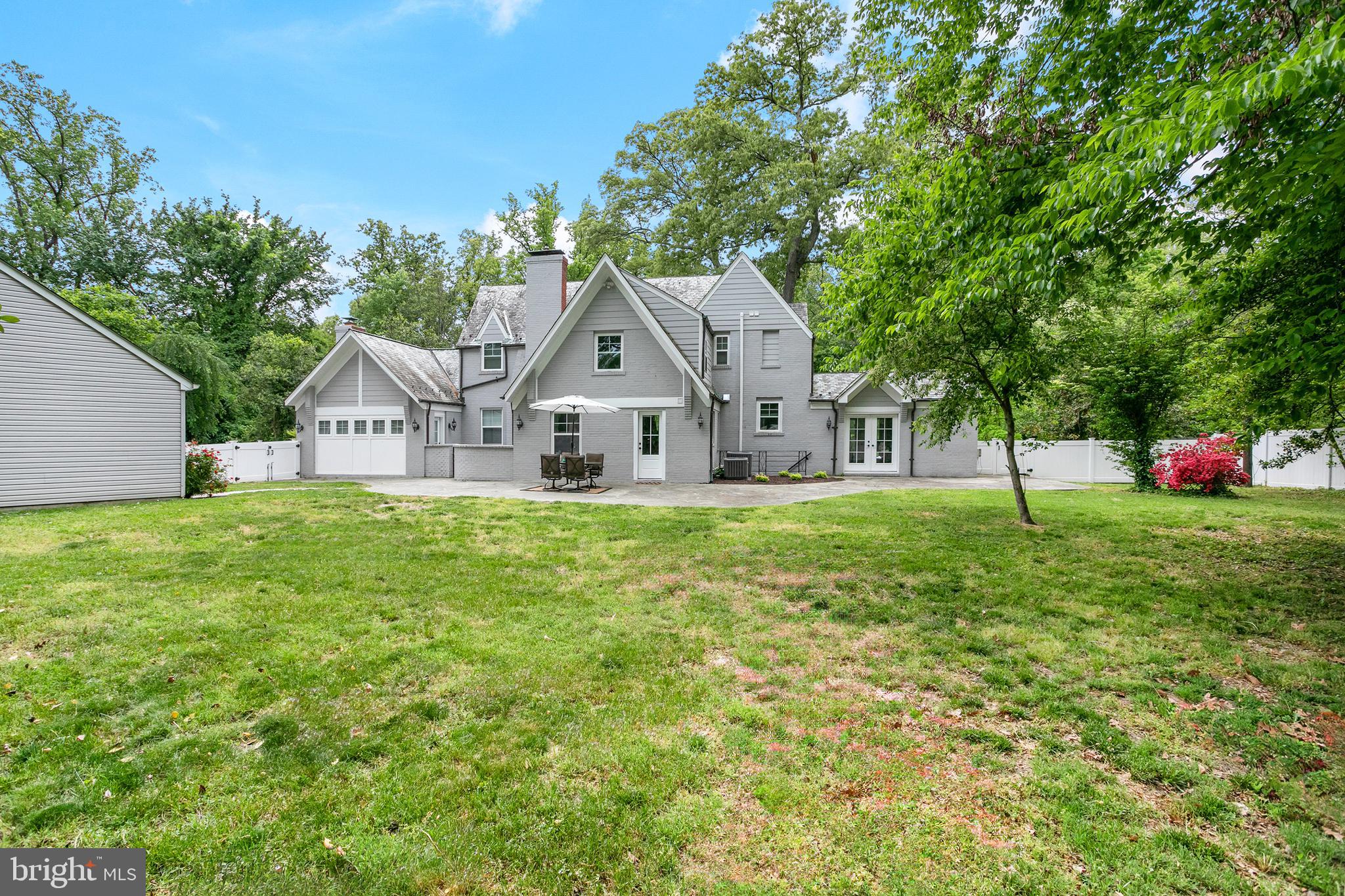 HILLANDALE - Residential