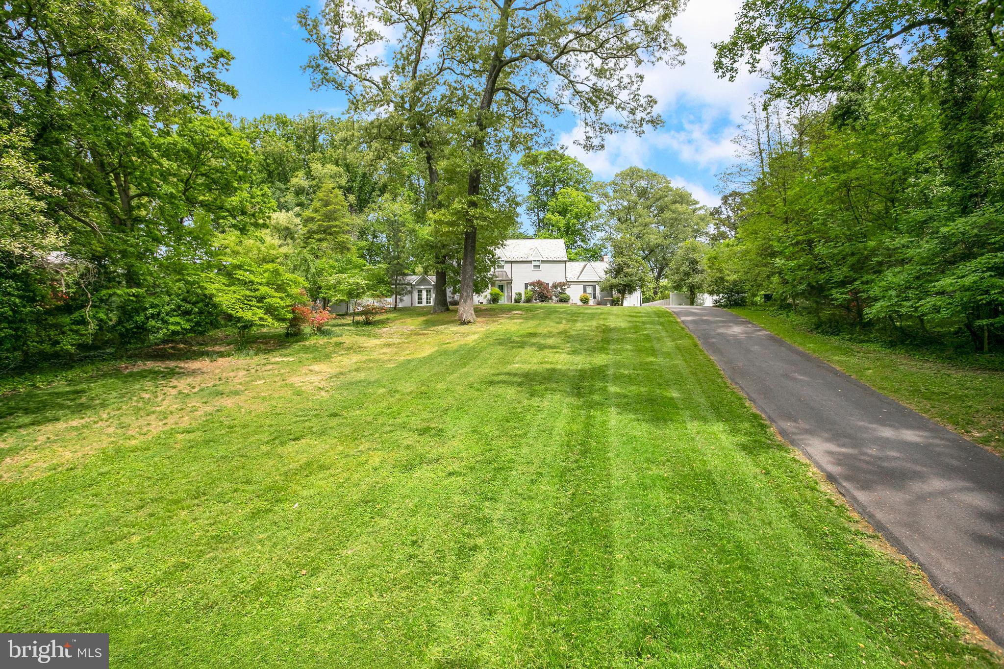 HILLANDALE - Residential