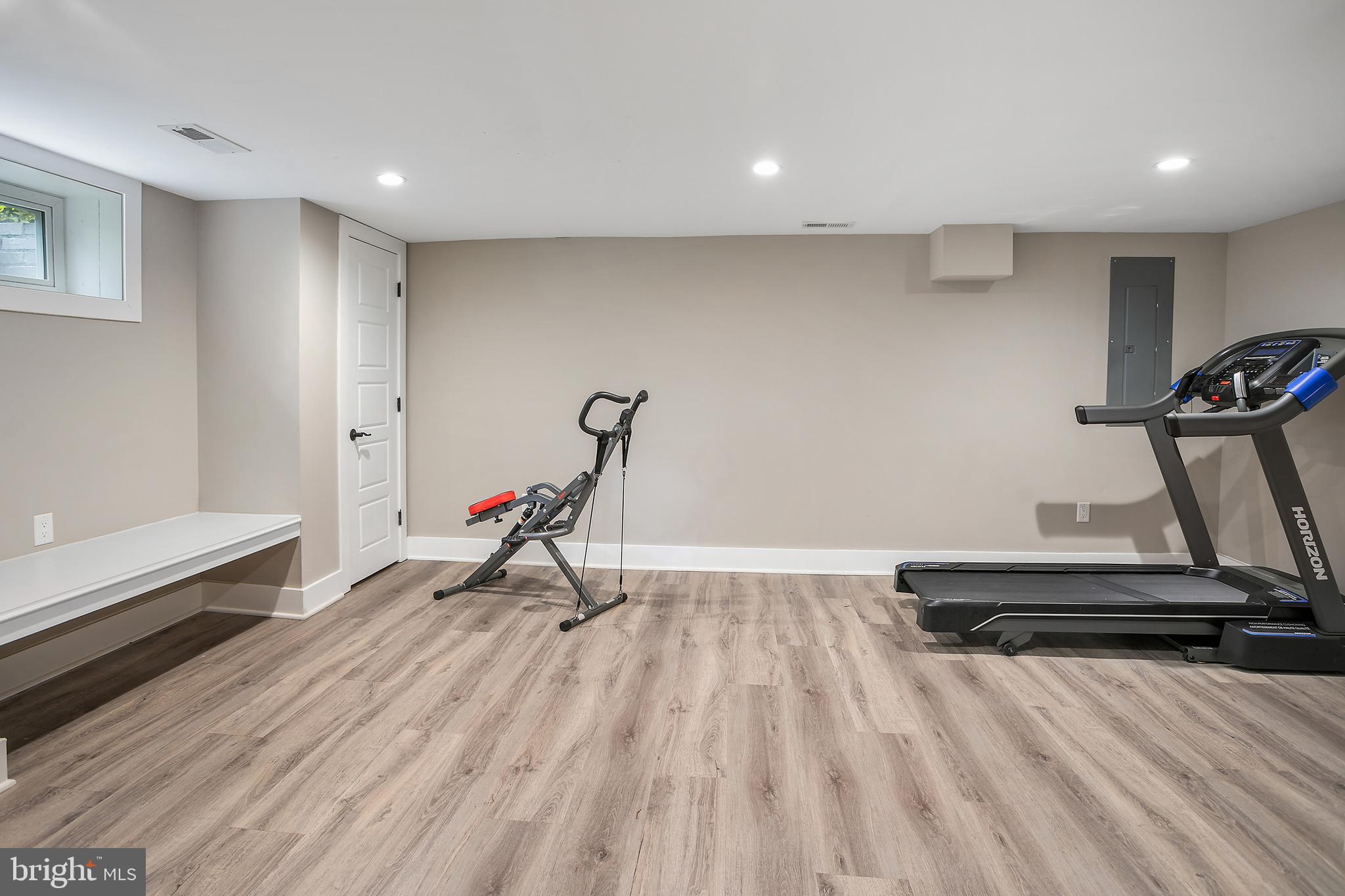 HILLANDALE - Residential