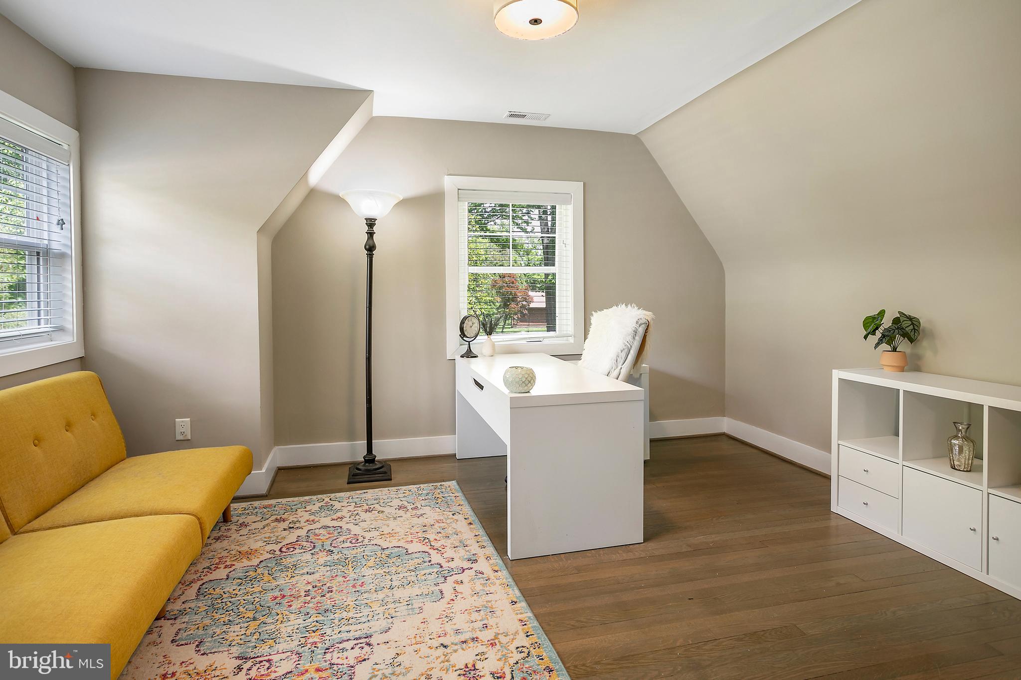 HILLANDALE - Residential